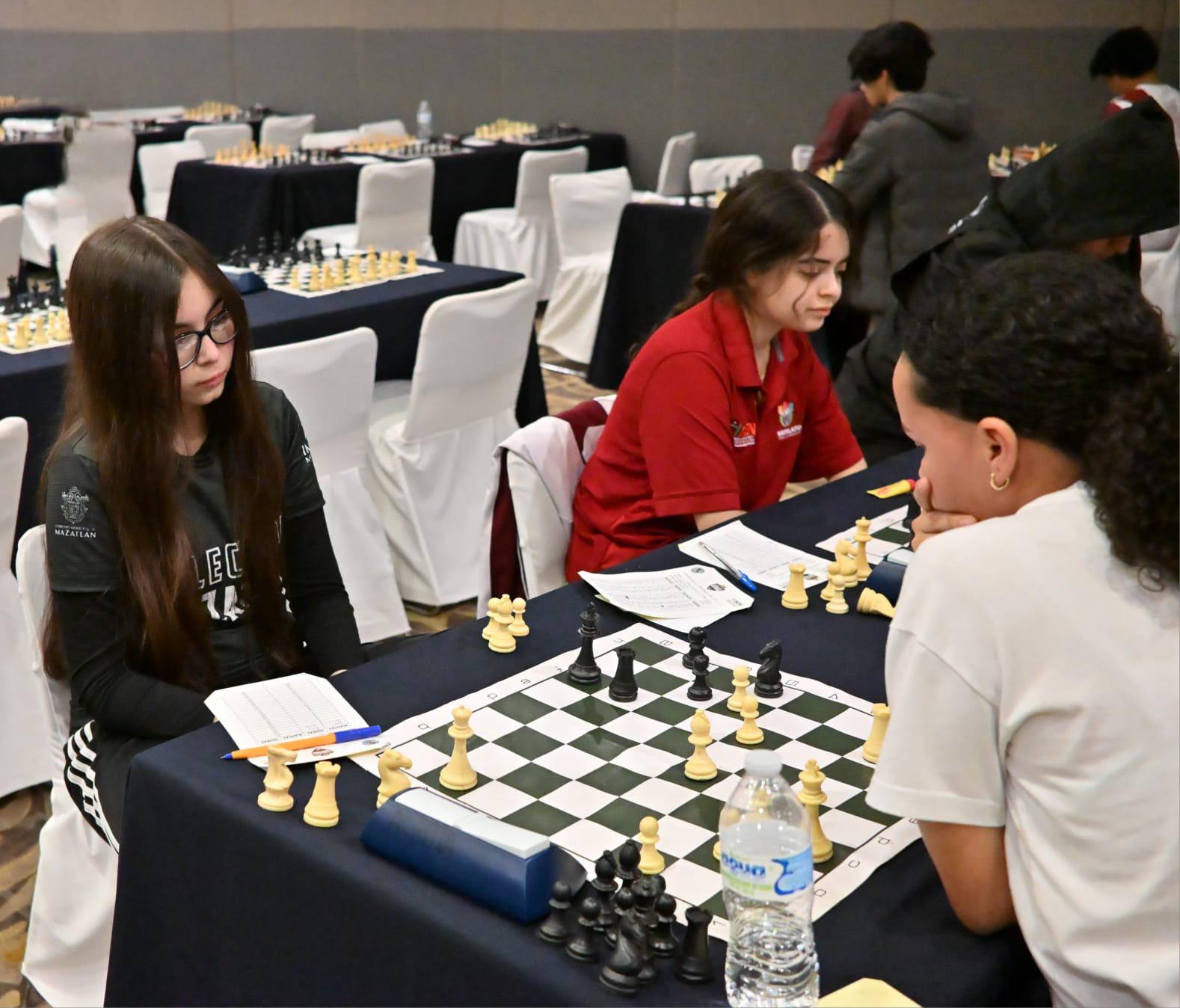 $!Derrotas complican el camino de ajedrecistas porteños en el estatal