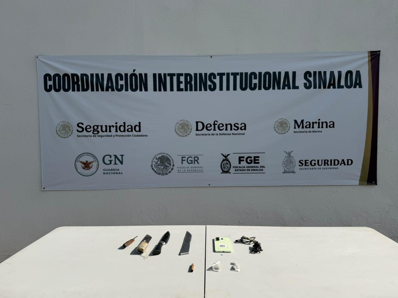 $!Aseguran droga, celular y objetos prohibidos durante revisión en el penal de Culiacán