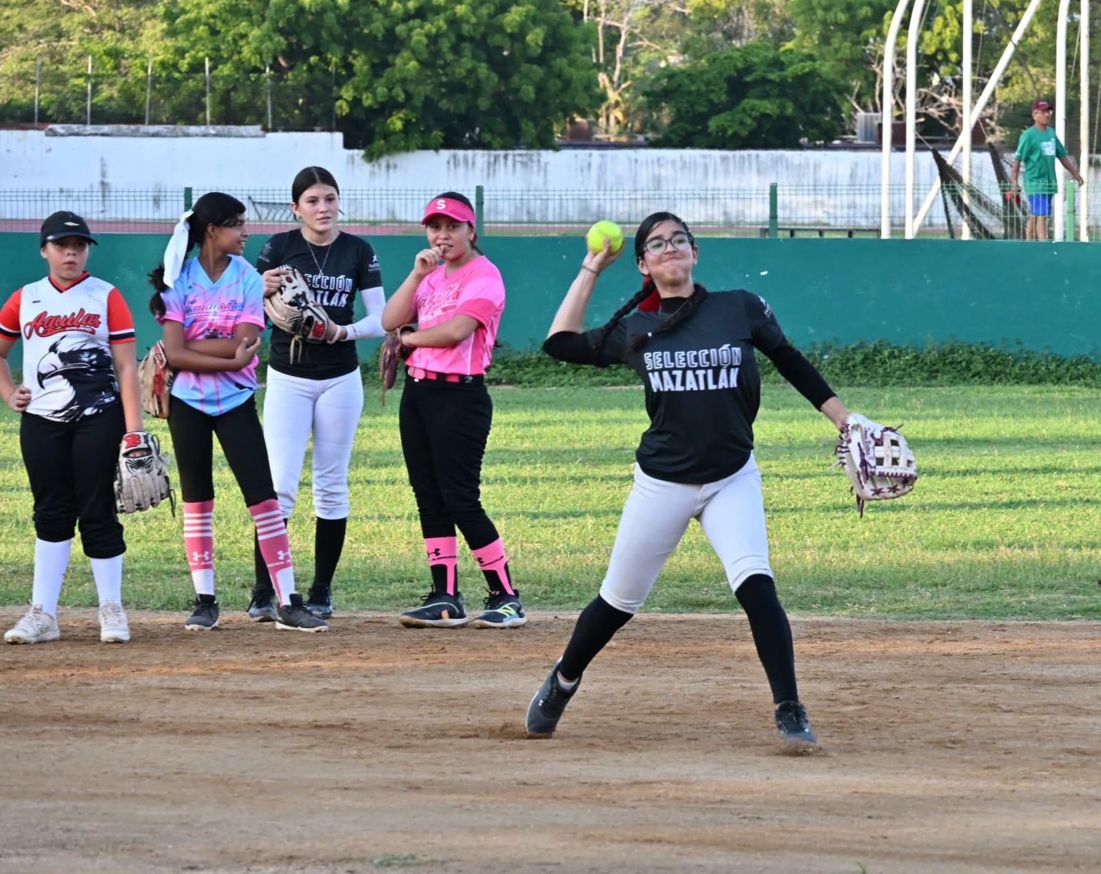 $!Softbol mazatleco busca talento para repetir éxito en Olimpiada