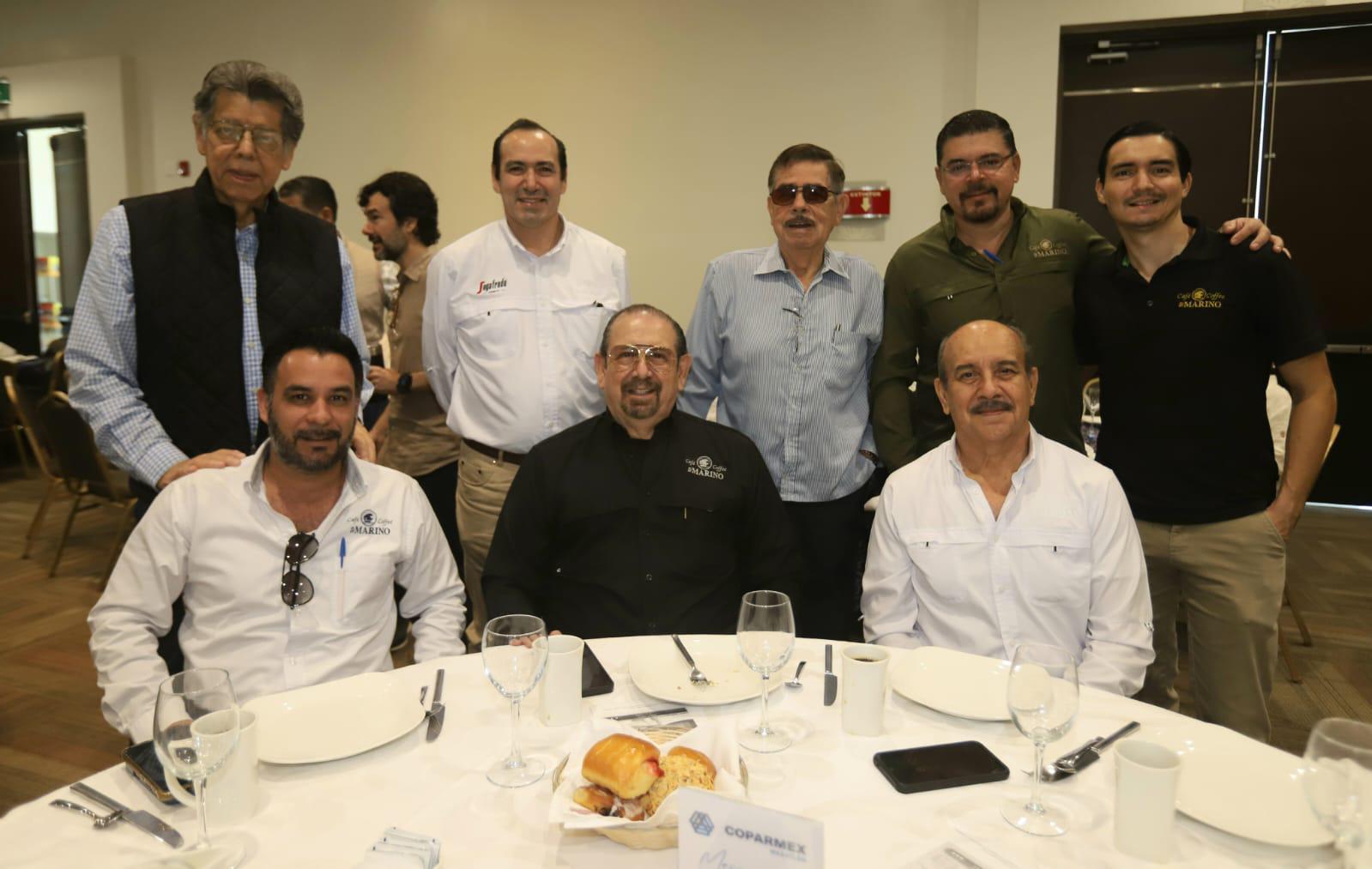 $!Colaboradores de Grupo Café El Marino presentes en el evento.