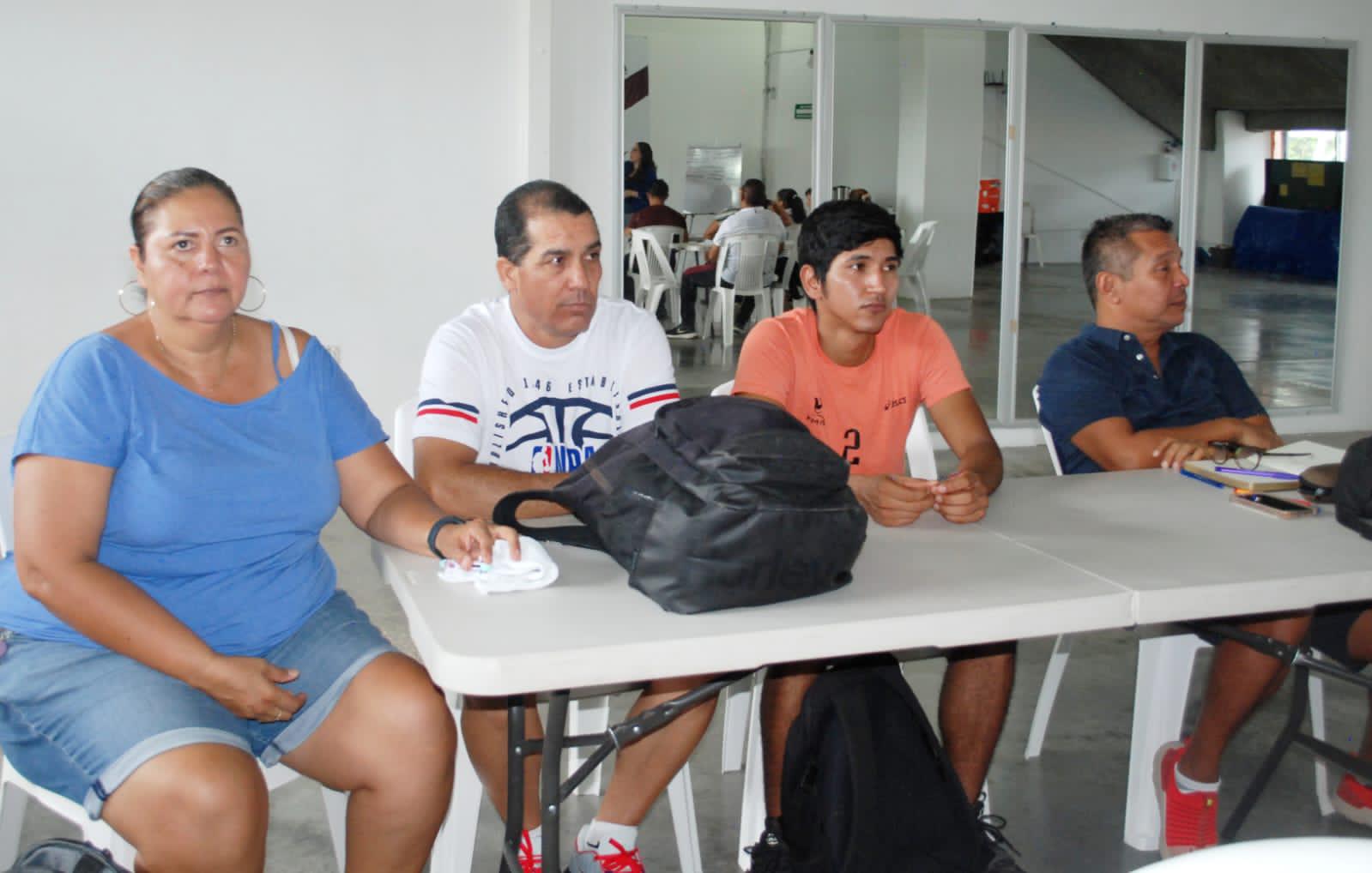 $!Aprenden sobre proteínas y grasas, en el Curso de Nutrición para entrenadores