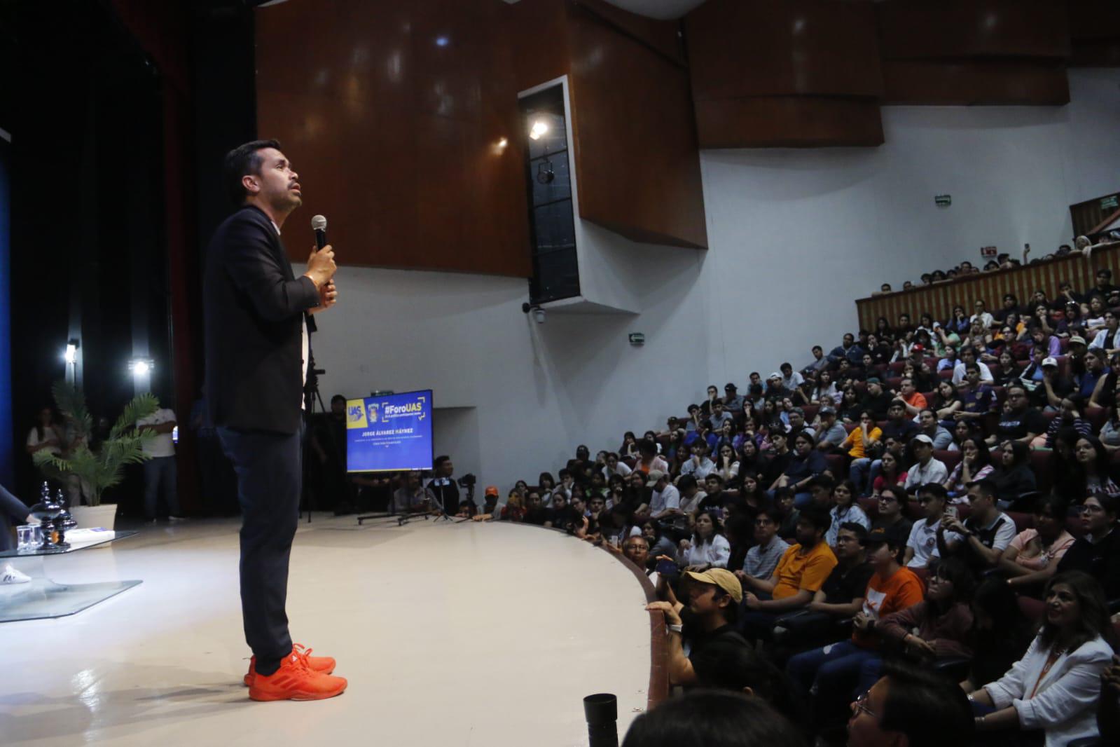 $!Álvarez Máynez ofrece respaldo a la UAS ante lo que califica como acoso por el Gobierno