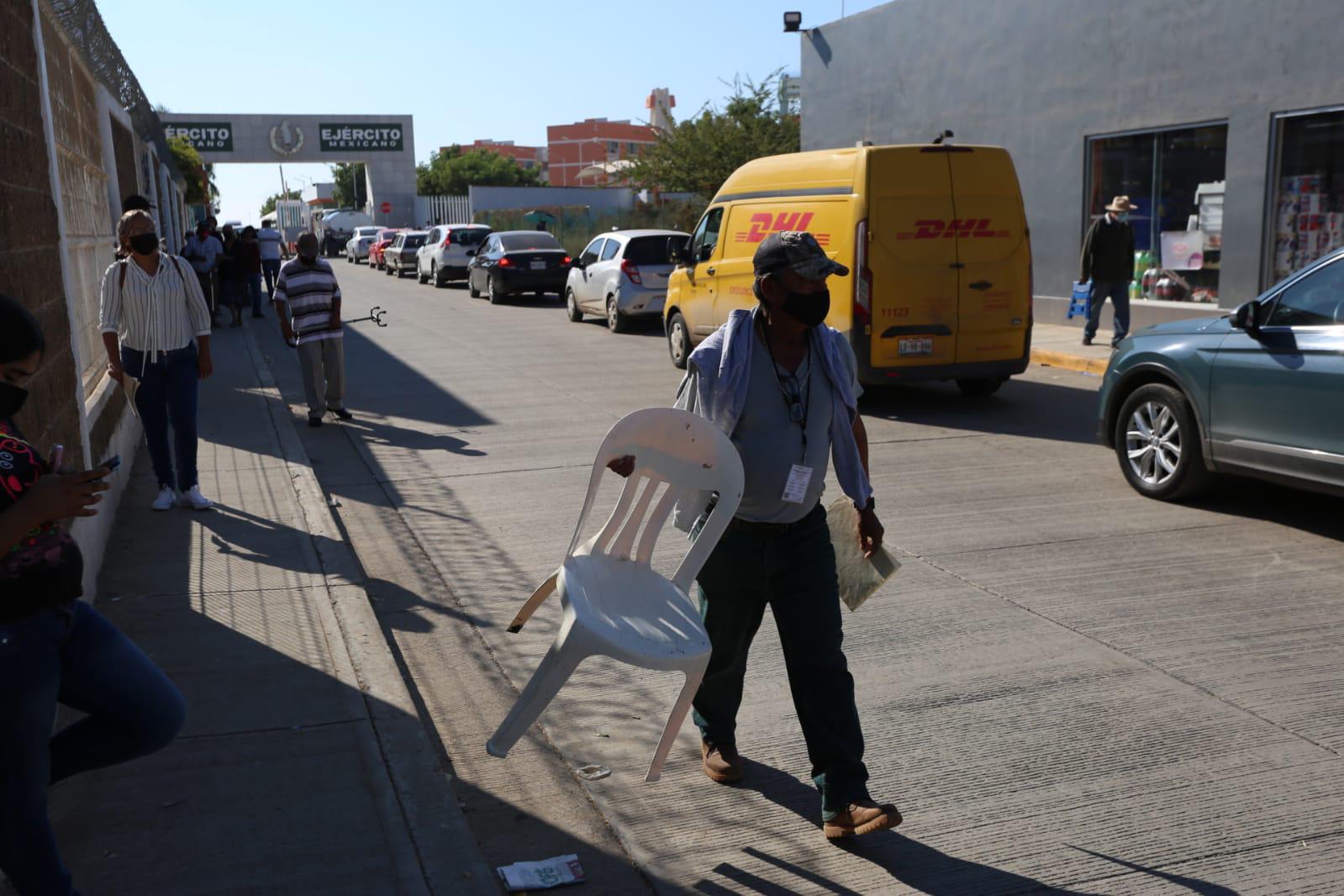 $!Último día de vacunación para adultos mayores en Mazatlán registra poca afluencia