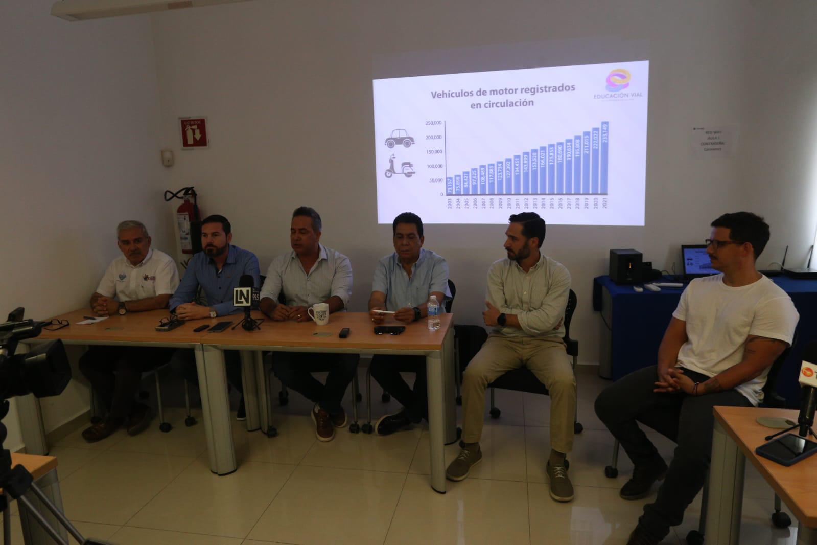 $!Ponen en marcha campaña de movilidad vial en empresas de Mazatlán