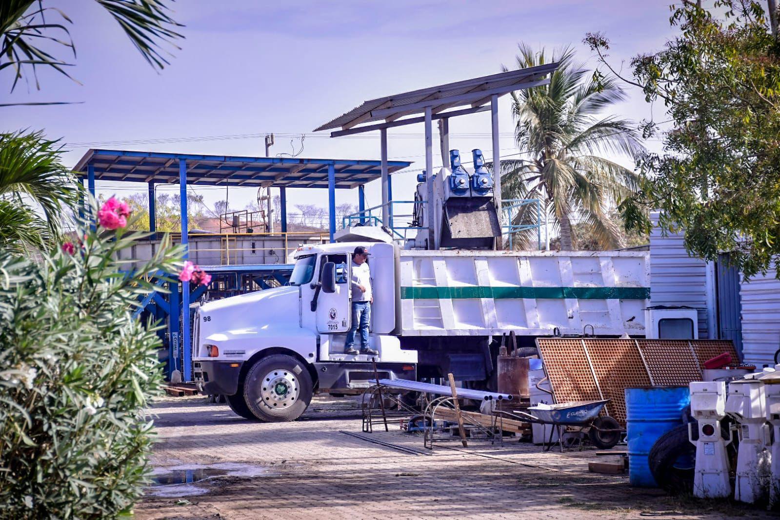 $!Ante problema vehicular, construyen la Avenida Bahía en Cerritos