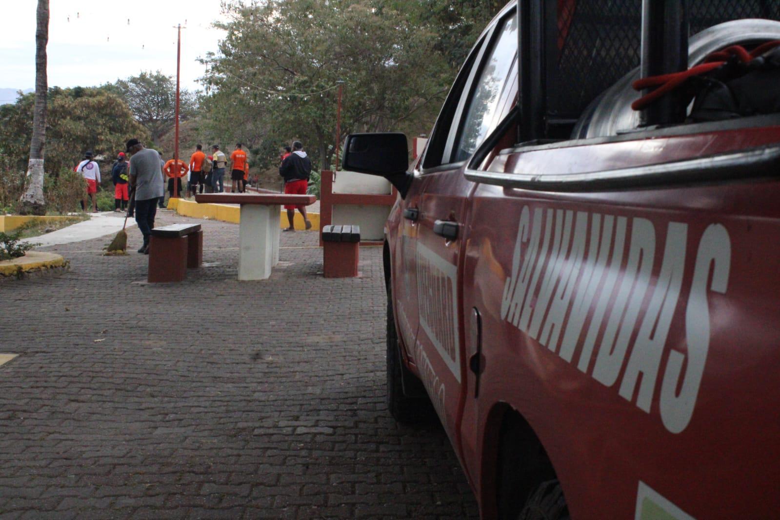 $!Buzos de la Marina y Policía Acuática reactivan búsqueda de Rodrigo en la Laguna del Iguanero