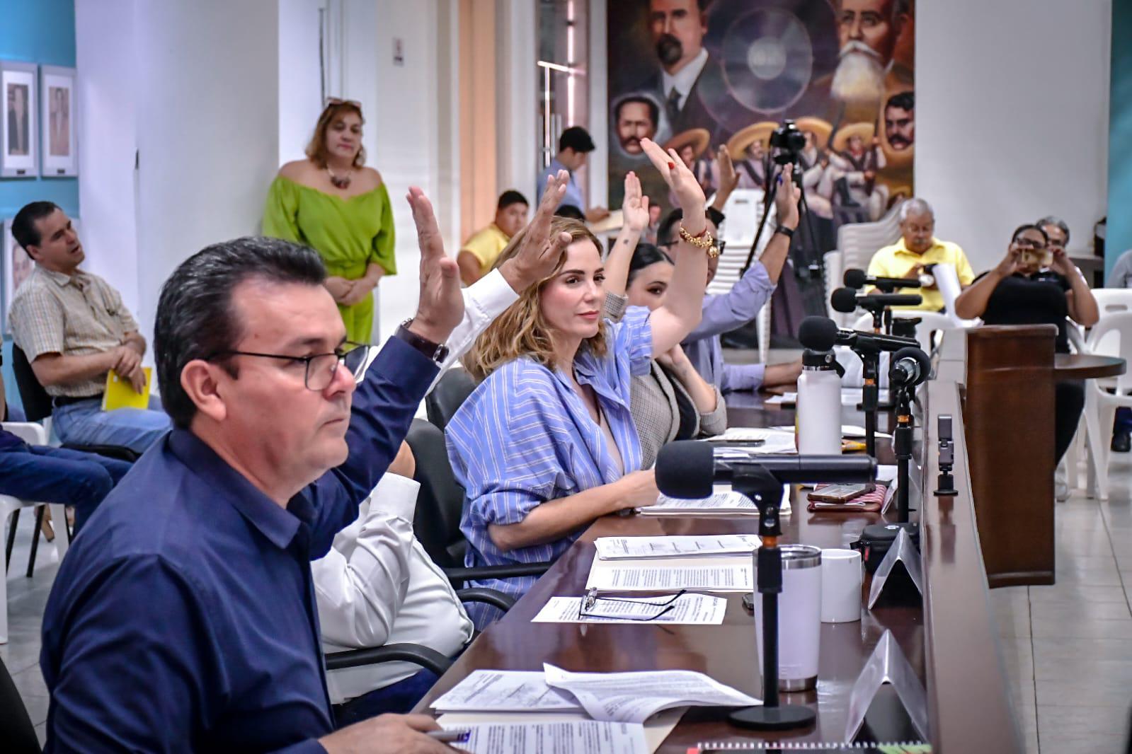 $!Se pronuncia Cabildo contra la CFE y pide a diputados actuar debido a los apagones en Mazatlán