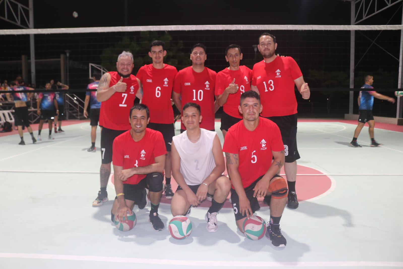 $!El equipo de Chihuahua varonil se toma la fotografía del recuerdo.