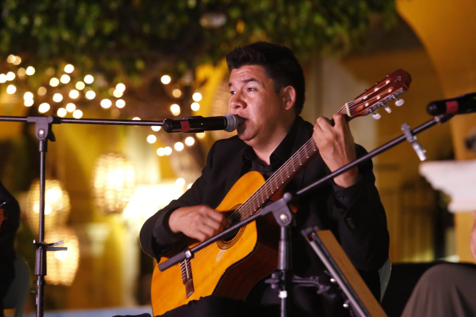 $!Recuerdan a Lola Beltrán en el primer día del Festival del Libro Mazatlán 2022