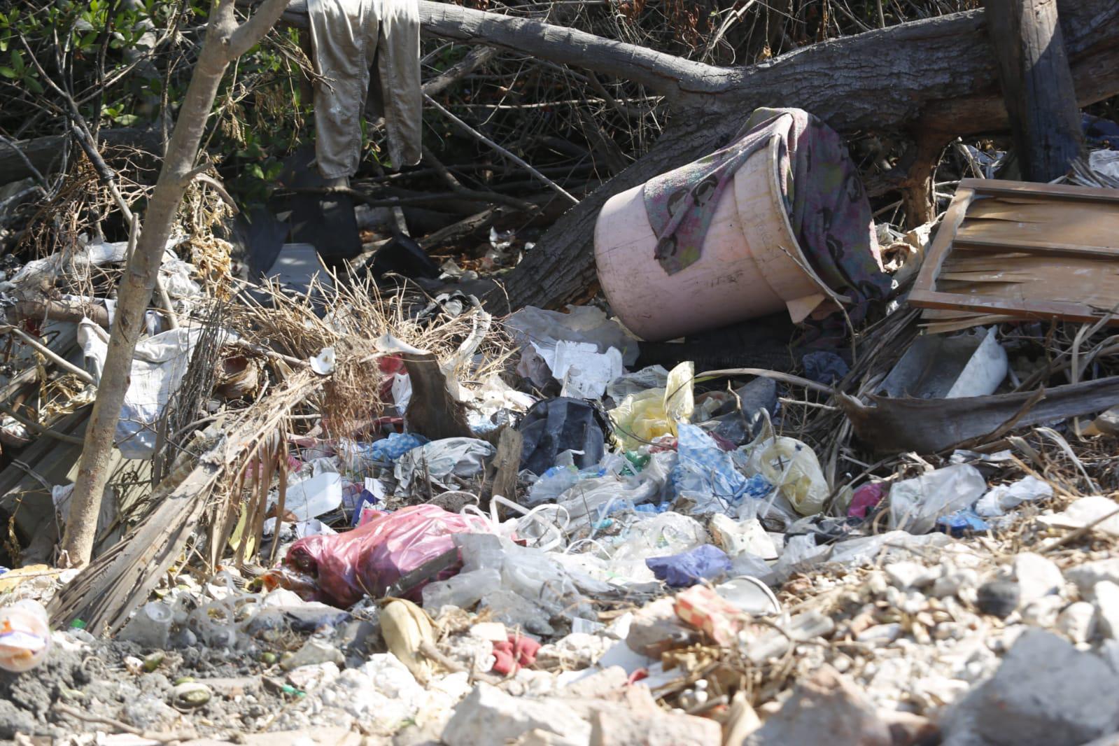 $!Mazatlán, al rescate del Estero del Infiernillo; prevén recoger 25 toneladas de basura este sábado