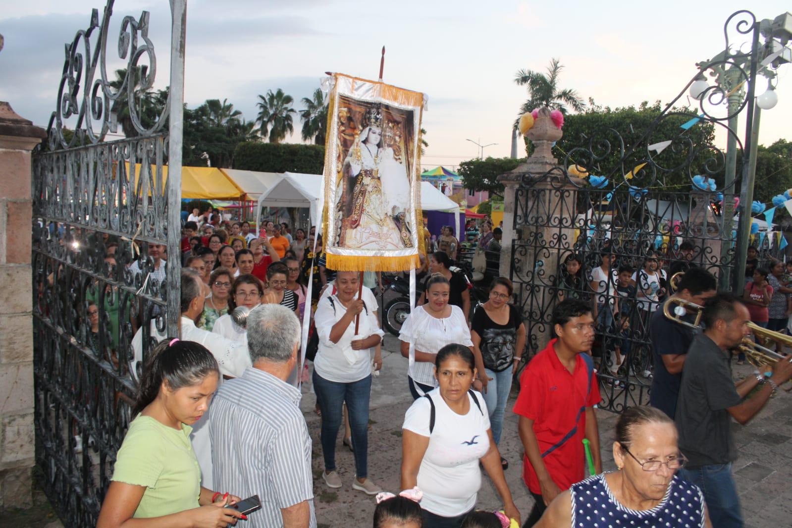 $!Celebran 62 años de la consagración del santuario de Nuestra Señora del Rosario
