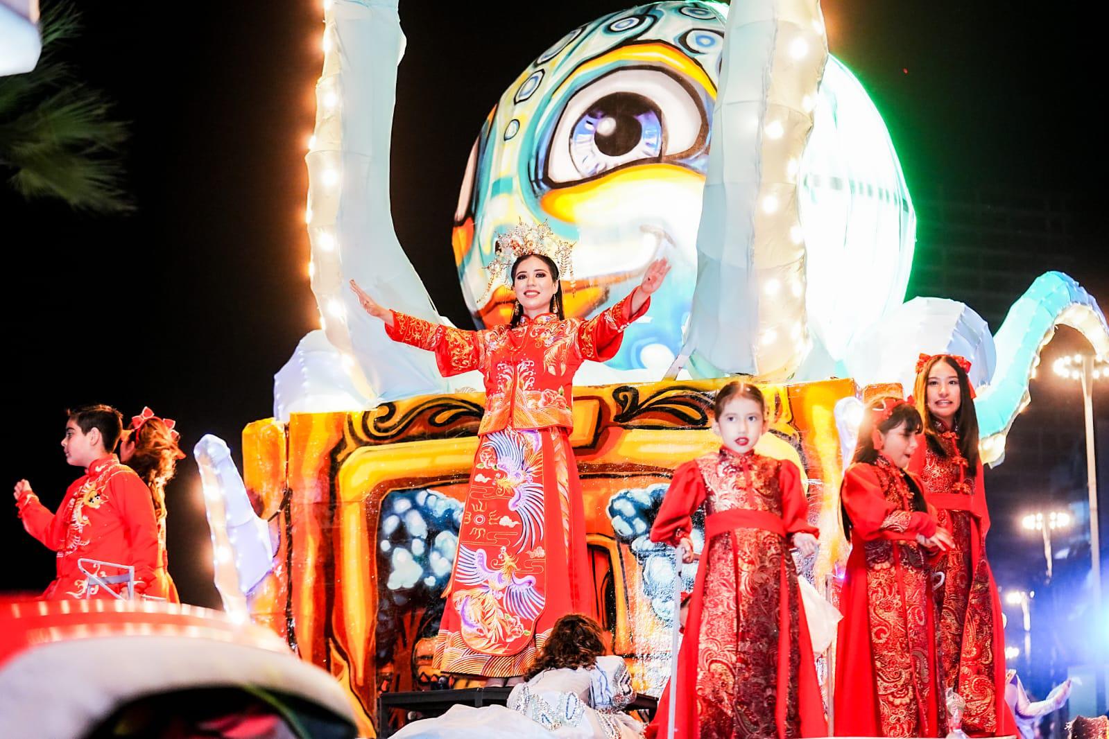 $!Siu Ying Audelo Chío, Reina Infantil del Carnaval 2000.