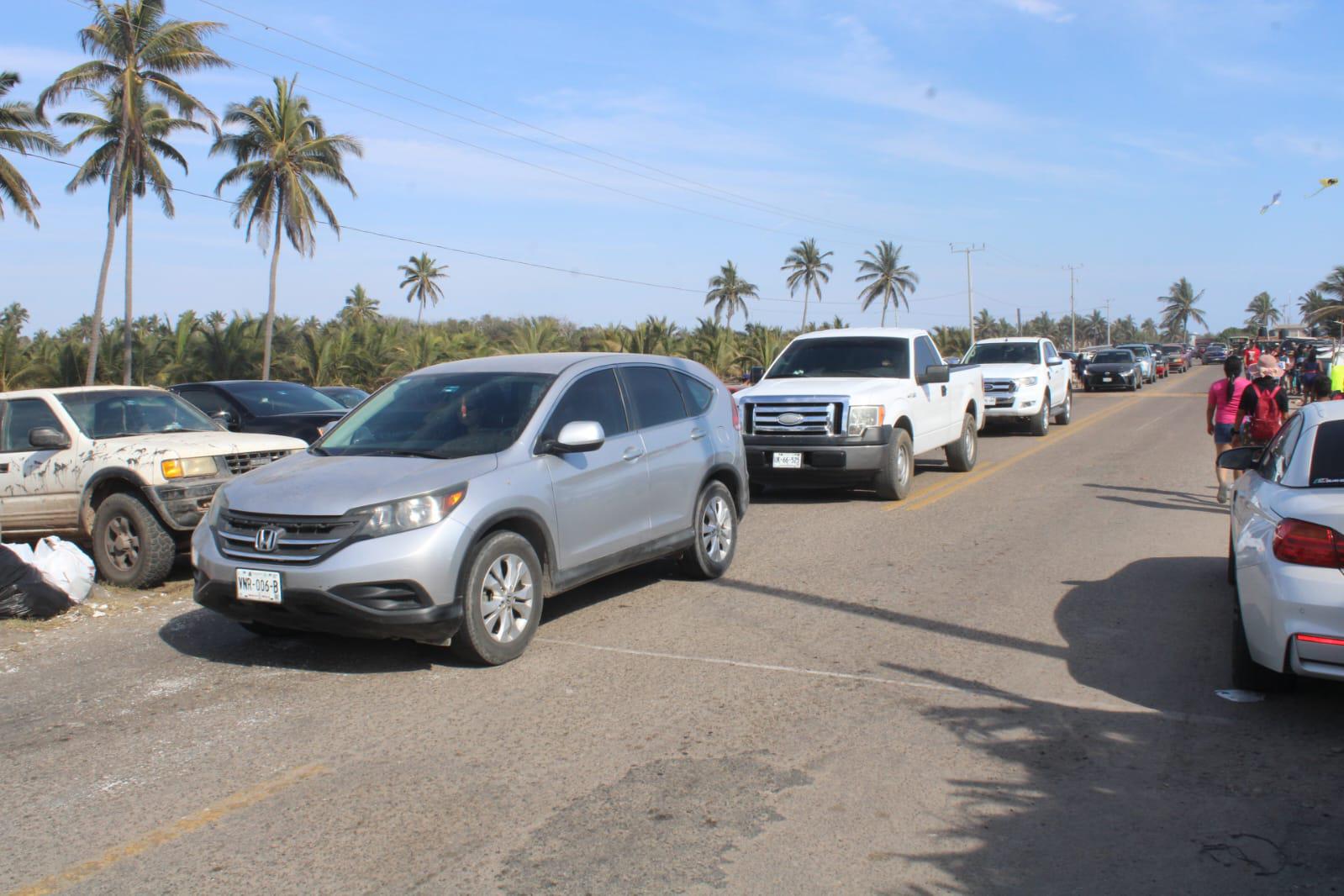 $!Restauranteros en playas de Rosario afirman tener ventas de regulares a buenas por Semana Santa