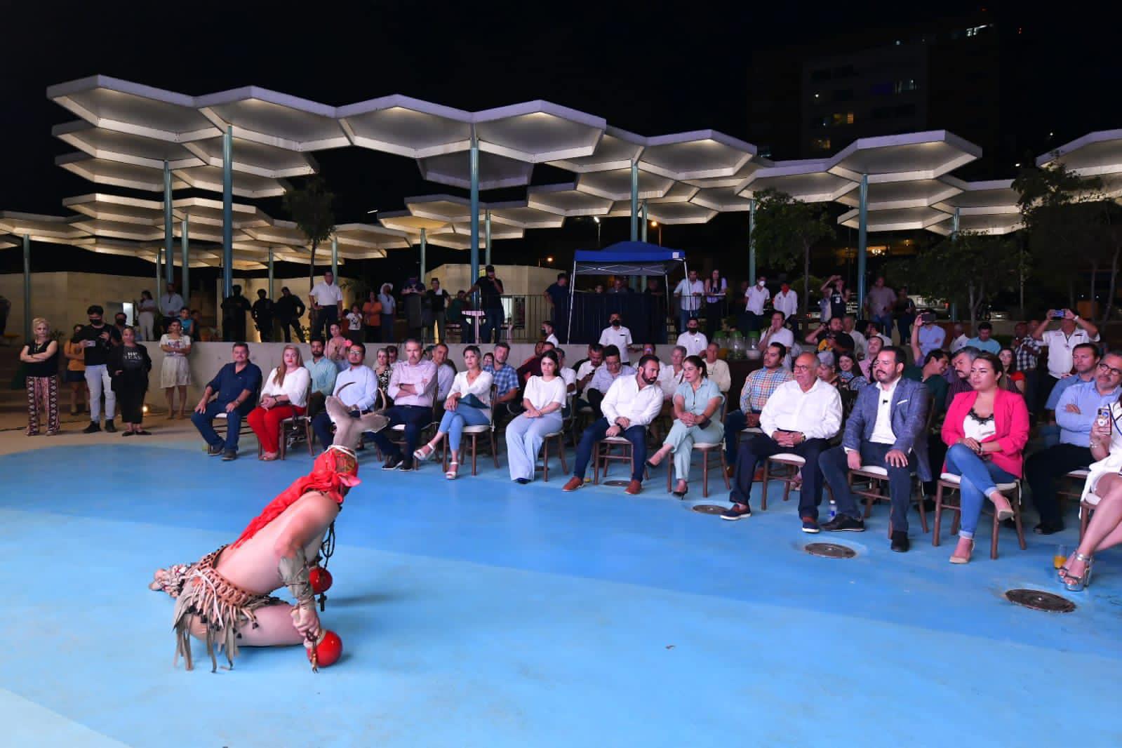 $!Mazatlán presenta la marca ‘MZT’ con nuevo parador fotográfico en el Parque Ciudades Hermanas