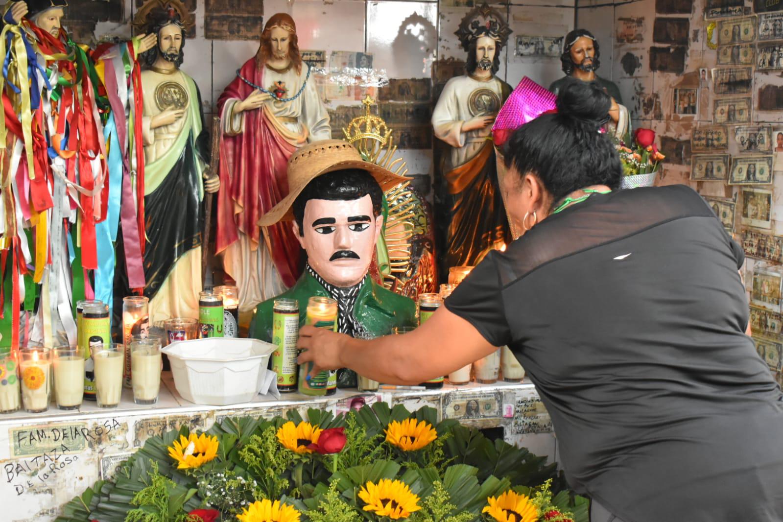 $!Luego de la pandemia, reavivan la fe en Malverde; festejan familias 113 aniversario de su muerte