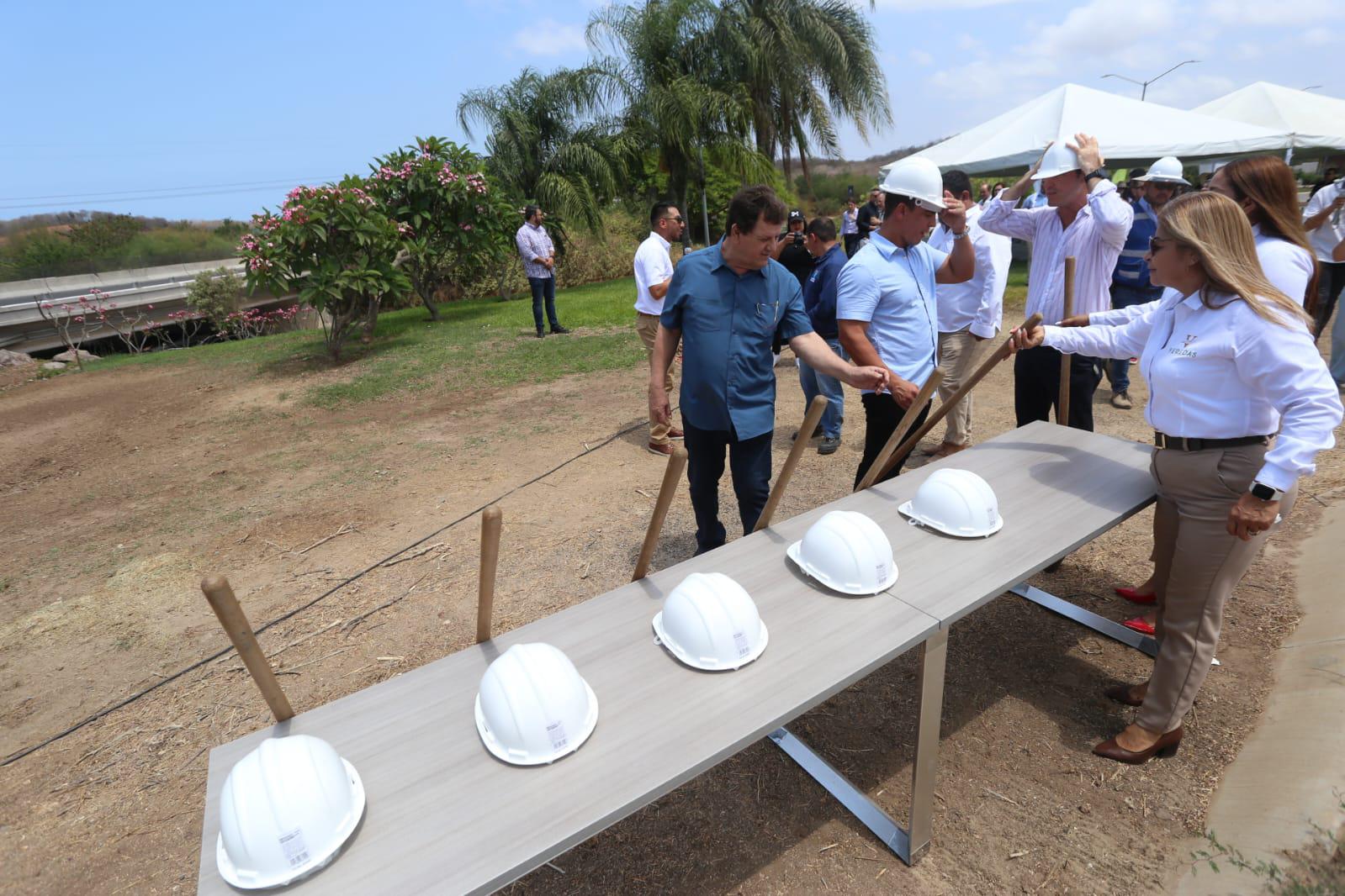 $!Colocan la primera piedra de Puente de Veredas, en Mazatlán