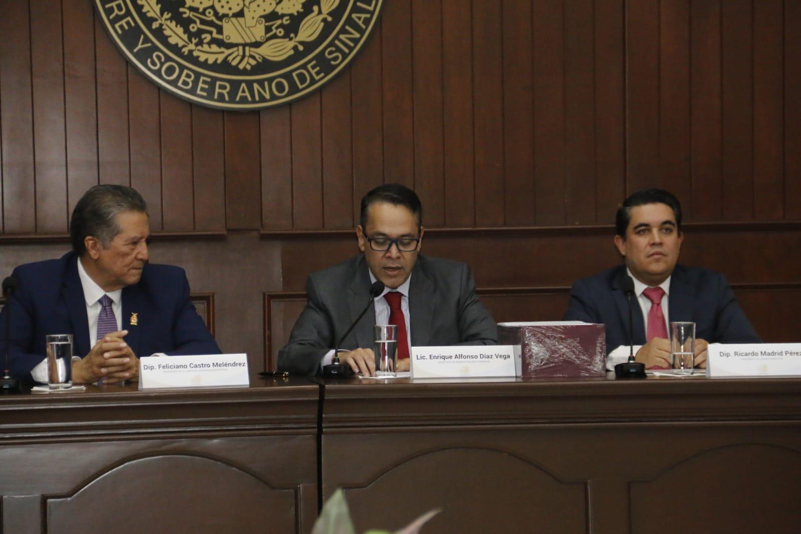 $!Gobierno de Sinaloa entrega a Congreso Proyecto de Presupuesto de $69,500 millones