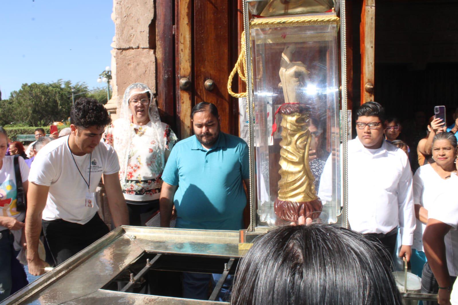 $!Reciben en Rosario las reliquias de San Judas Tadeo