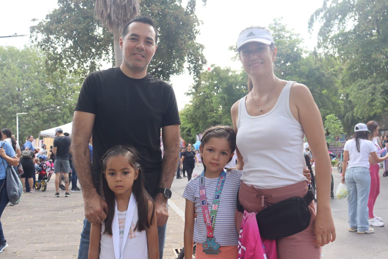 $!Compiten y se divierten en la carrera Clásica Infantil en Culiacán