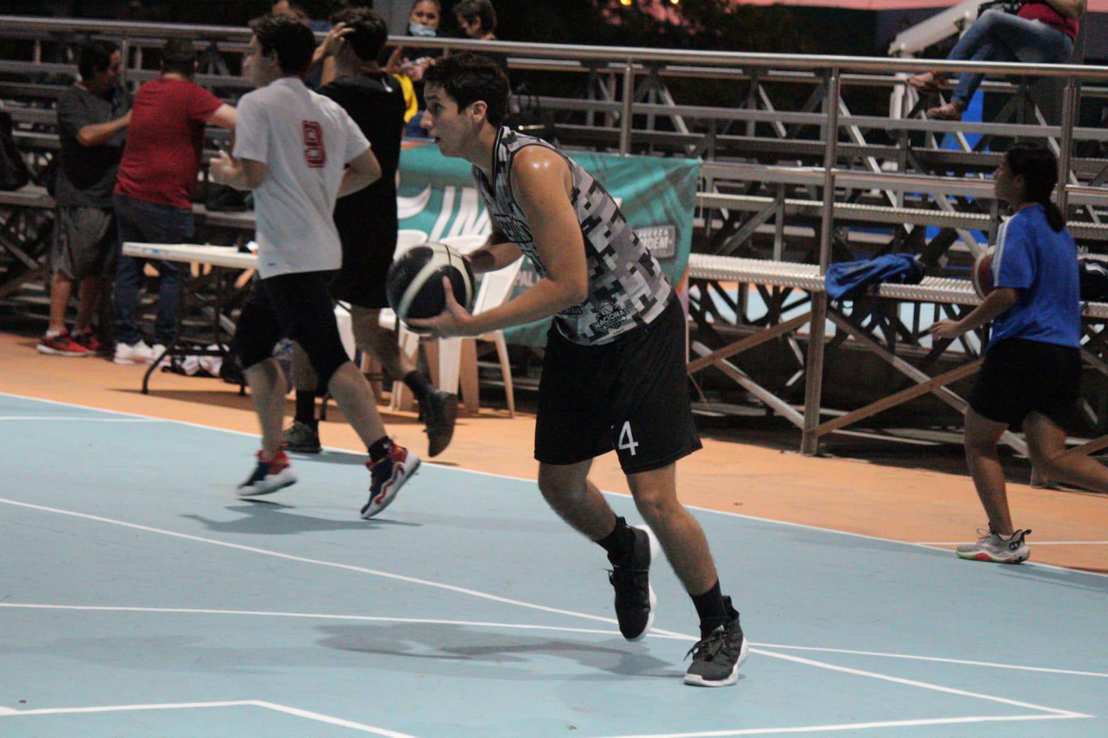 $!Basquebolistas mazatlecos responden al try out del Tec de Monterrey, campus Toluca