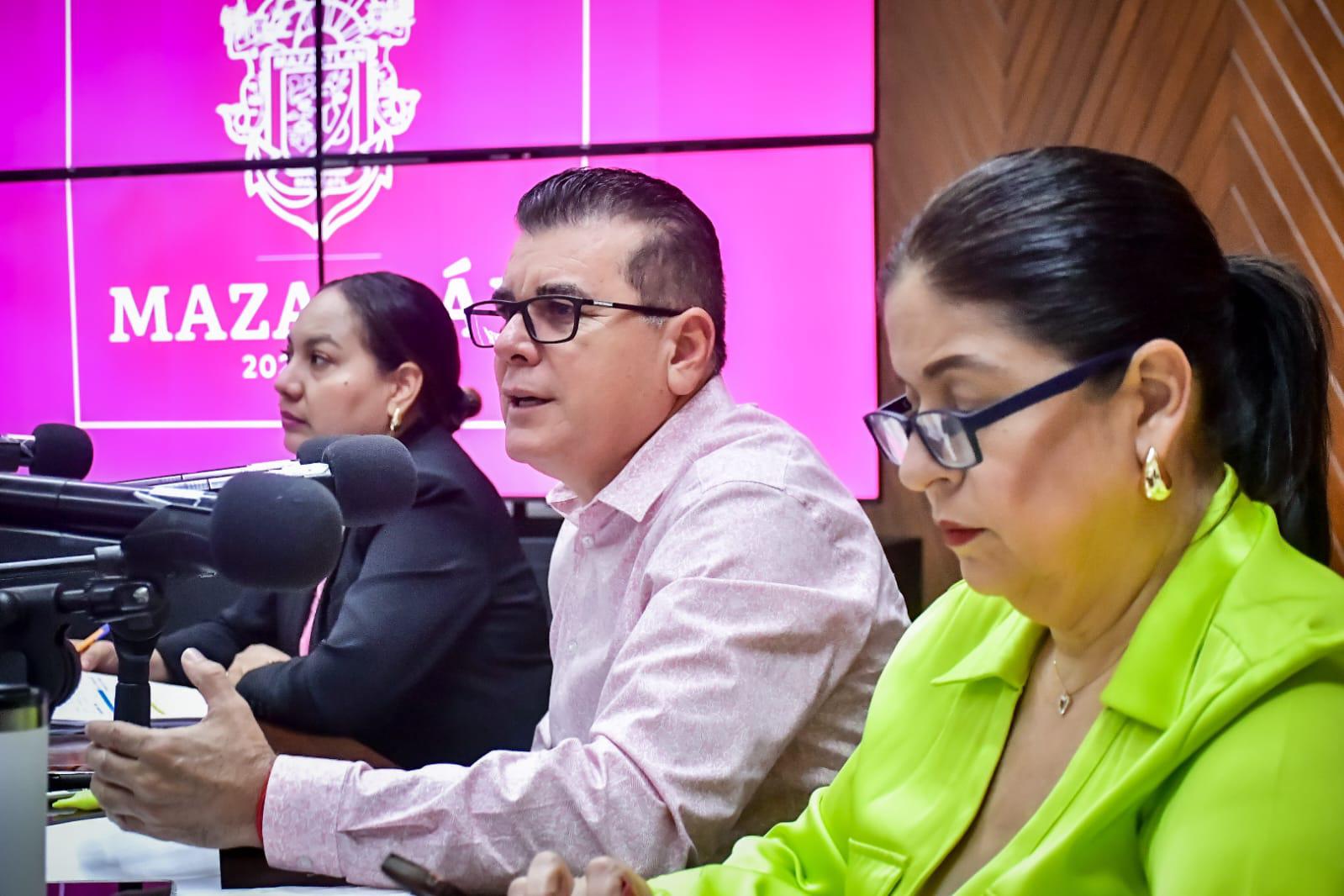 $!Aprueban 9 dictámenes de jubilaciones laborales, pensiones por retiro y viudez, en Mazatlán