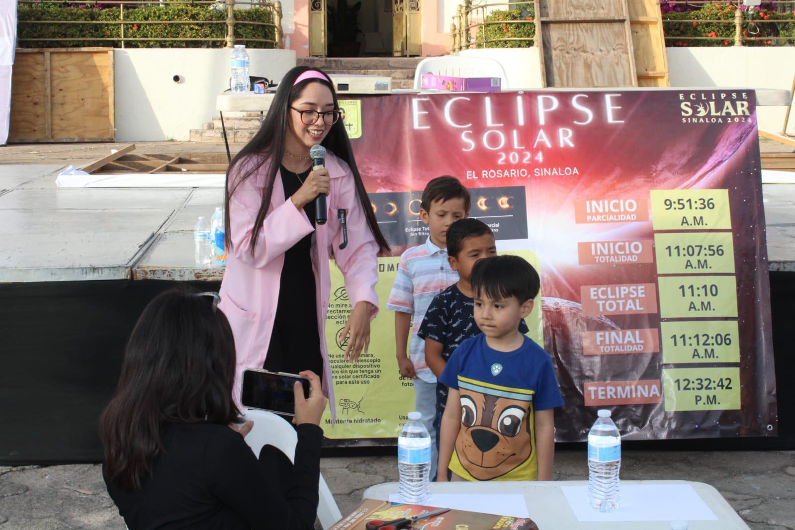 $!Divulgadora científica ofrece taller de creación de visor de eclipse a niños de Rosario
