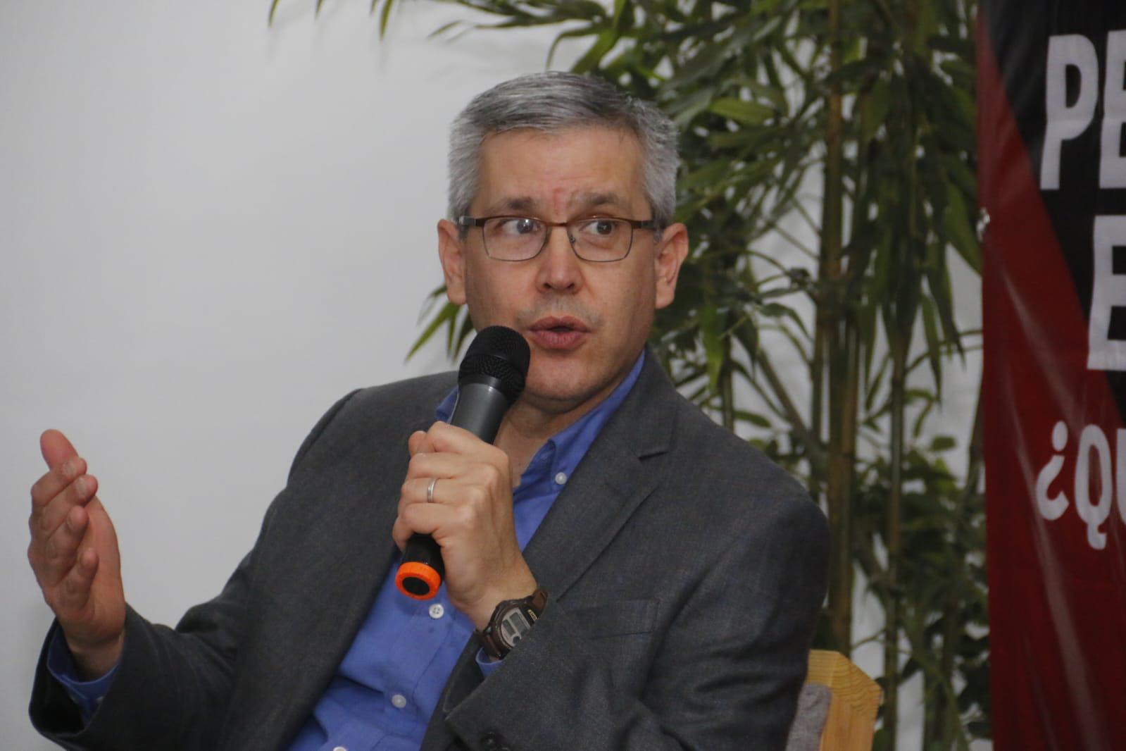 $!Sociedad encierra a medios en ‘burbujas informativas’, reflexiona Javier Garza durante charla en Noroeste