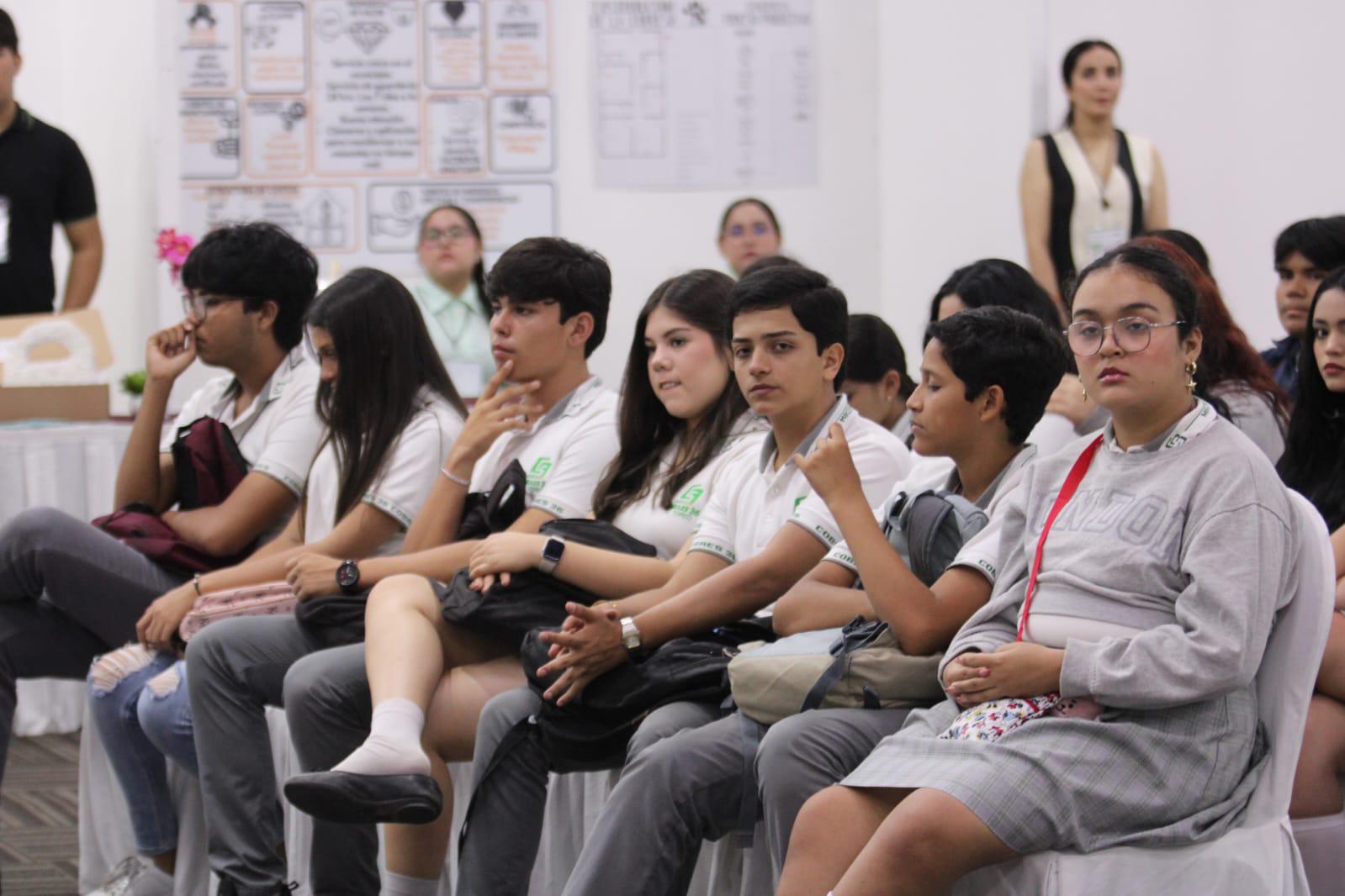 $!Gran innovación exponen estudiantes durante Séptima Feria Emprende Cobaes para el Bienestar