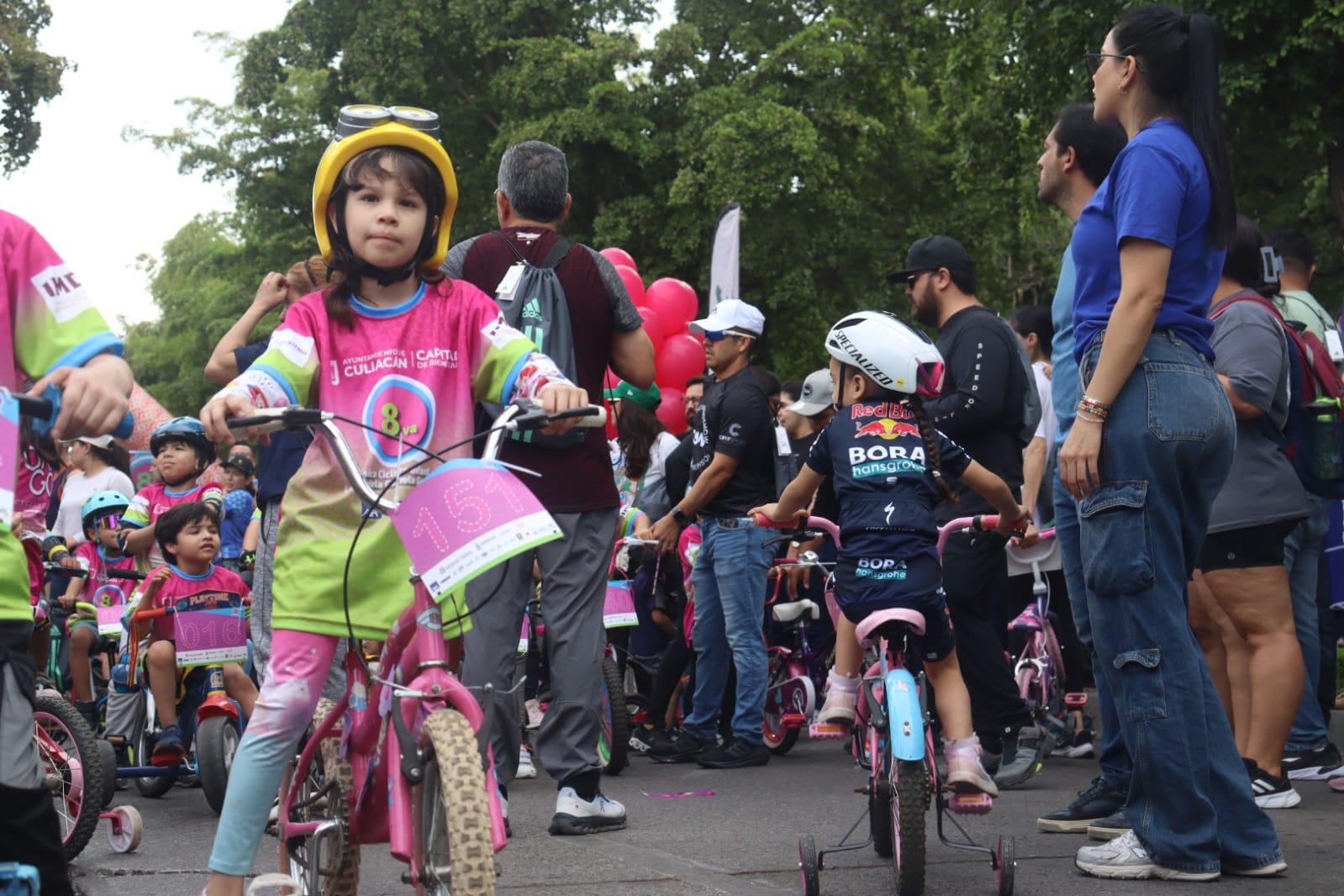 $!Más de 300 pequeños ciclistas participan en la carrera Clásica Infantil en Culiacán