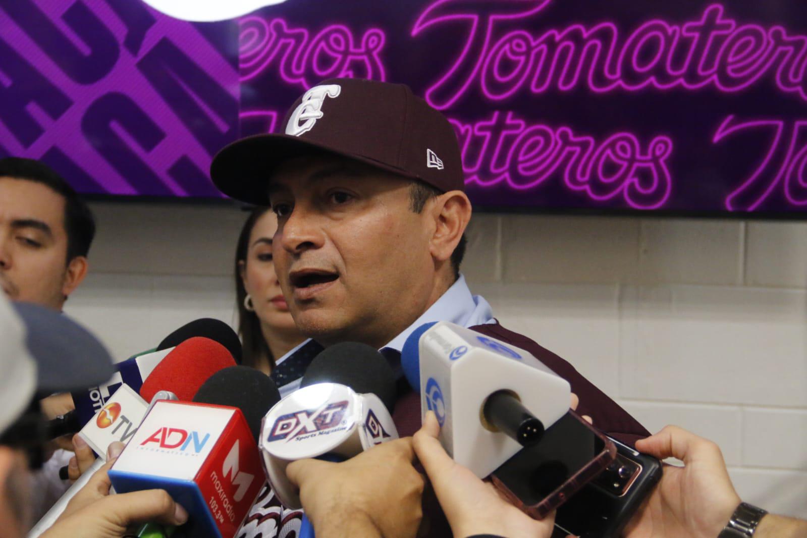 $!Óscar Robles toma las riendas de Tomateros de Culiacán