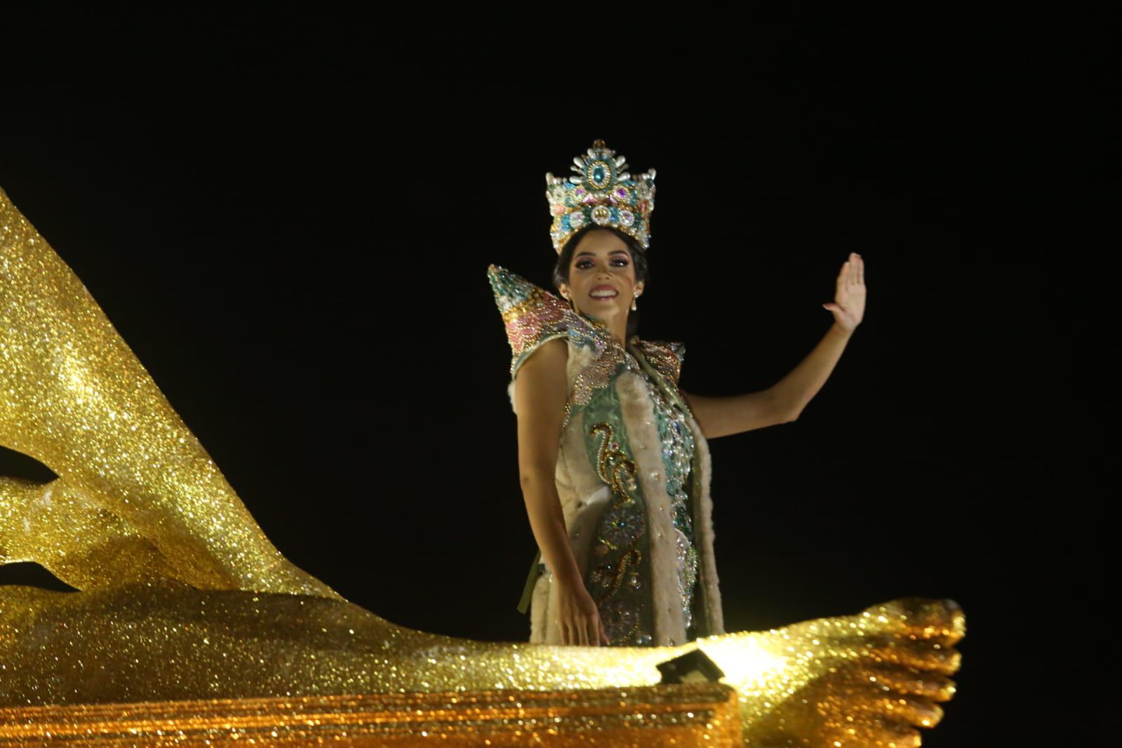 $!Mazatlán disfruta del primer desfile de Carnaval