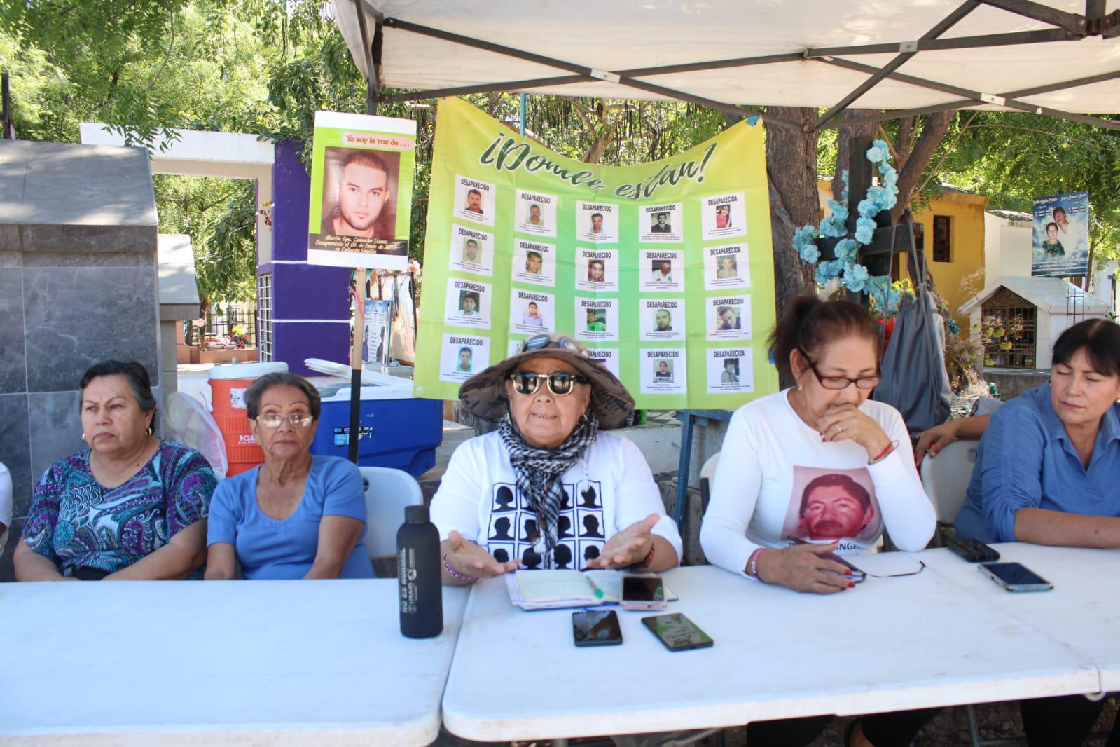 $!Recuperan 14 cuerpos de fosa común del panteón 21 de Marzo, en Culiacán