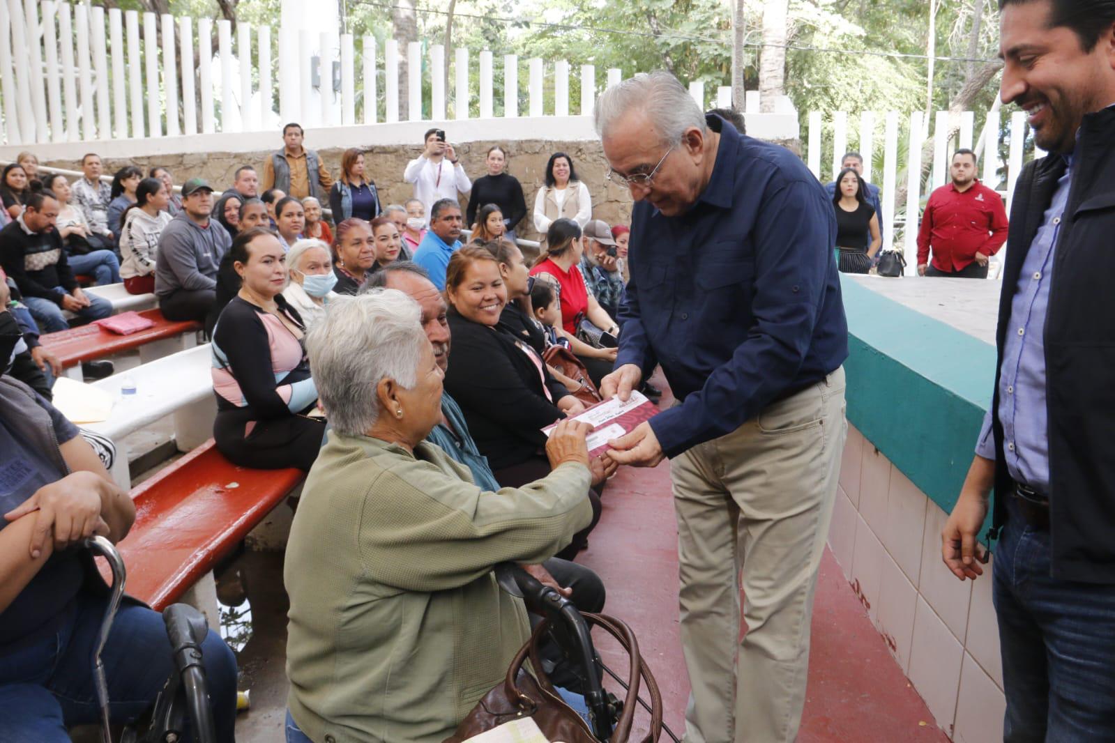 $!En Sinaloa, más de 3 mil familias recibirán 35 mil pesos para mejorar sus viviendas