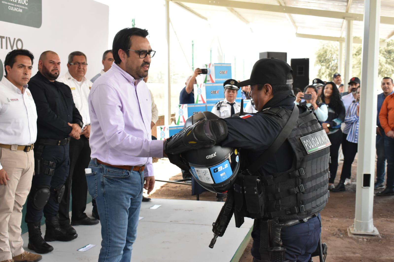 $!Dan banderazo a Operativo de Semana Santa en Culiacán