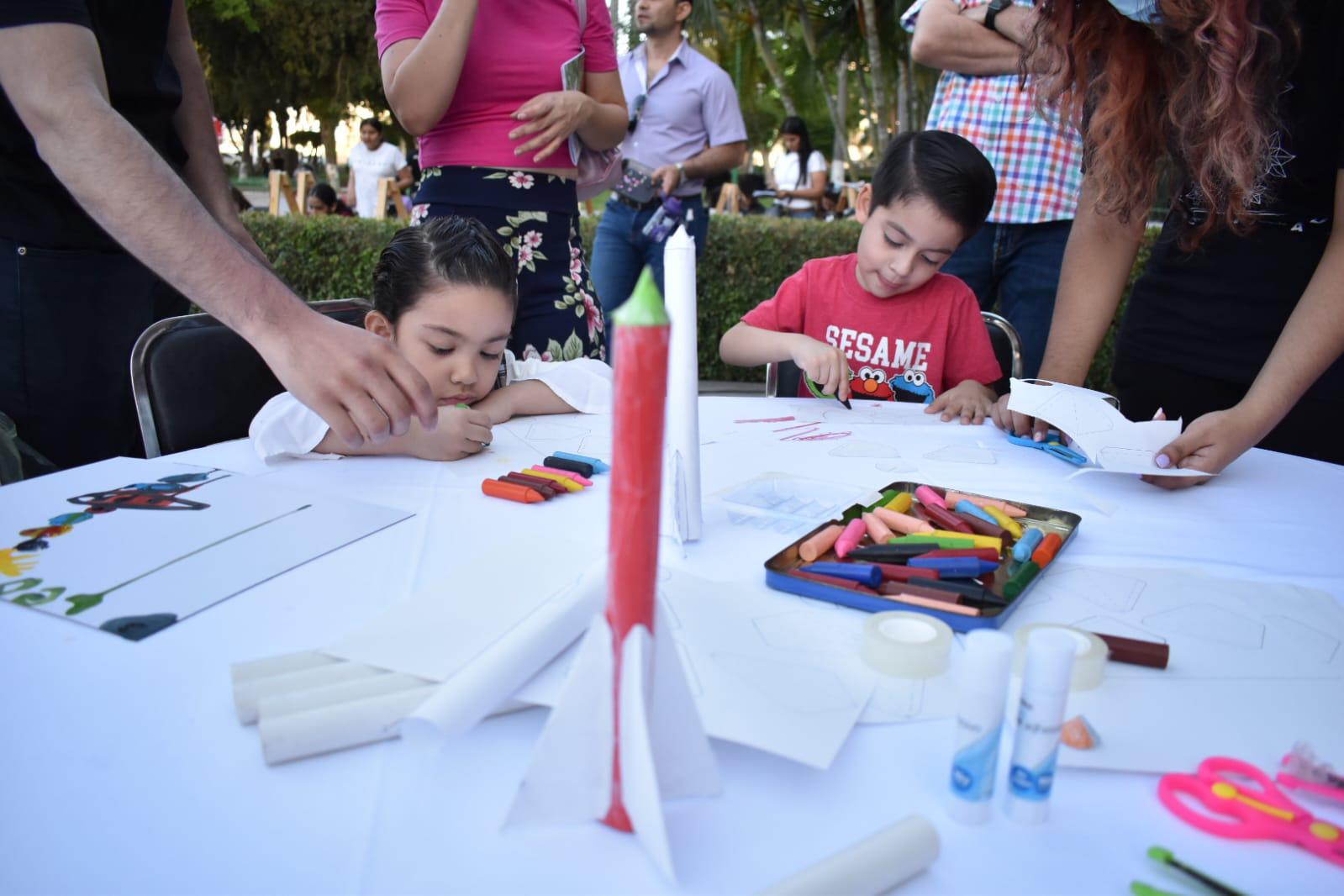$!Dan un vistazo al cielo en Culiacán en evento de astronomía