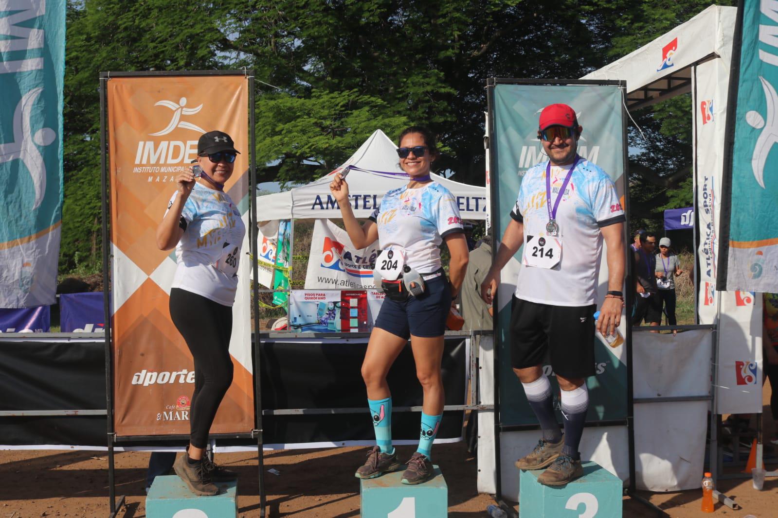 $!Ana Gabriela Solís y Juan de Dios Leyva ganan los 10K en pedestre Felices estar Vivos