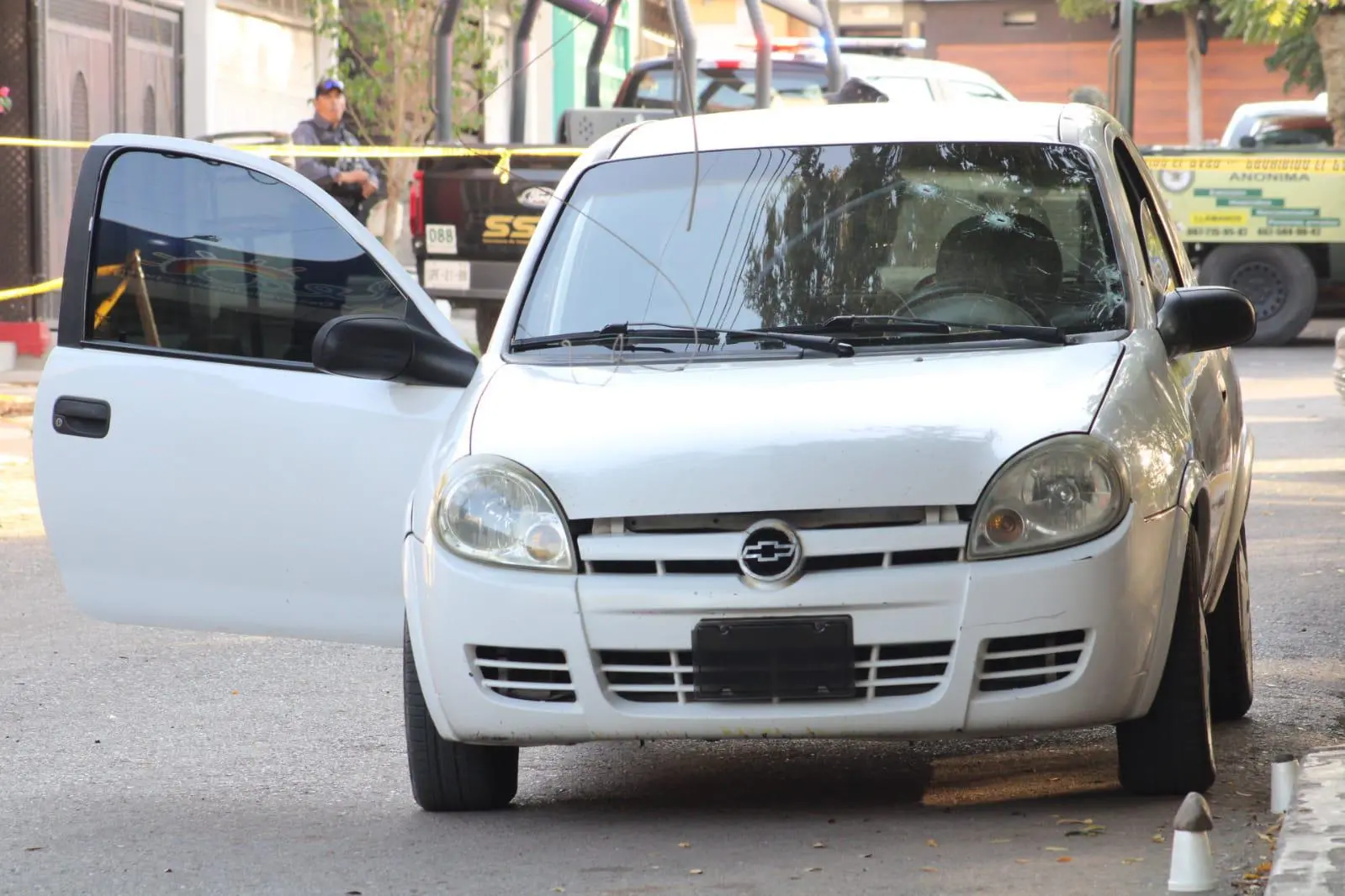 $!Ataque armado deja un muerto y un herido en el fraccionamiento Canaco, en Culiacán