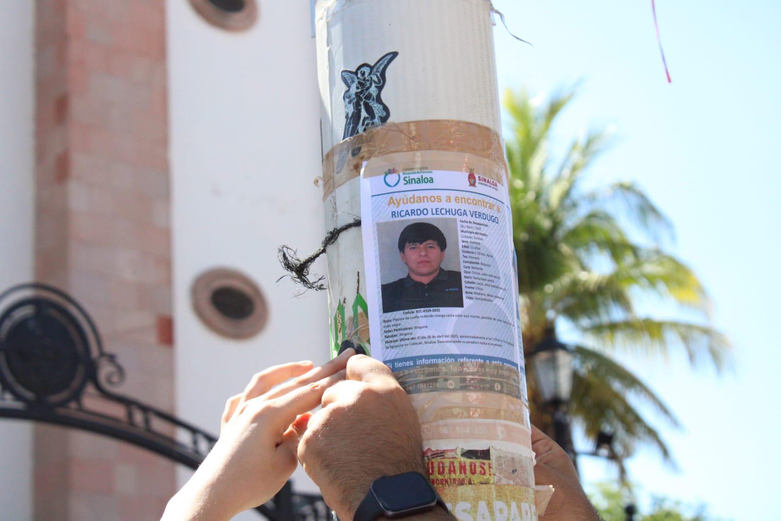 $!Marchan por los jóvenes Ramsés y Ricardo, a dos meses de su desaparición en Aguaruto, Culiacán