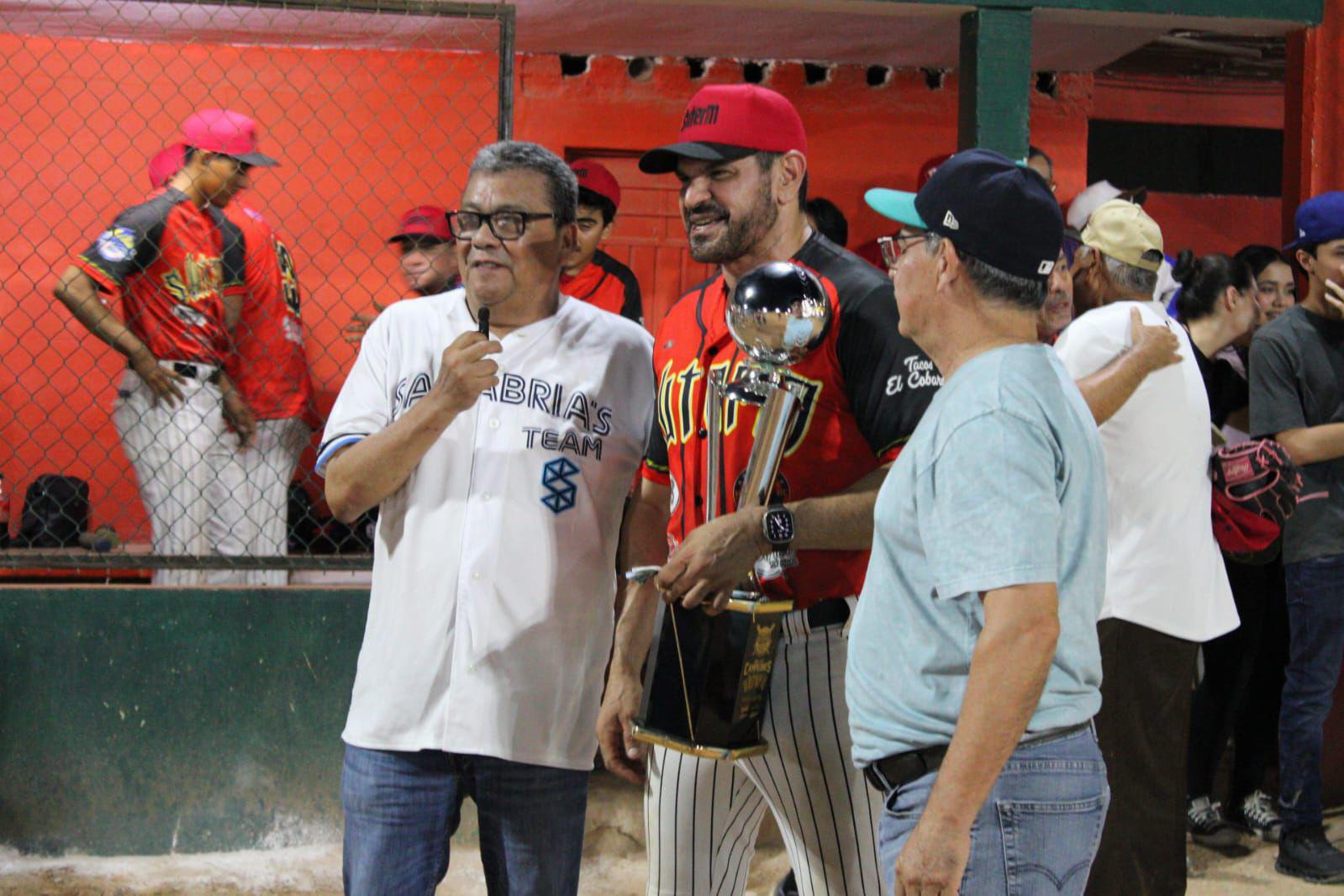 $!SUTERM conquista el tricampeonato en la Liga de Beisbol Clase Abierta