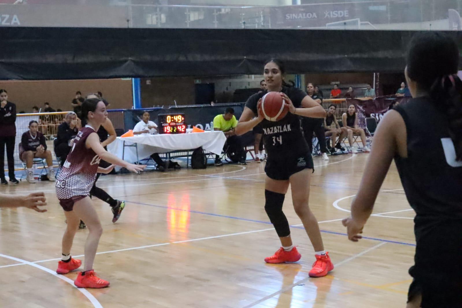 $!Mazatlán se viste de oro en el estatal de basquetbol