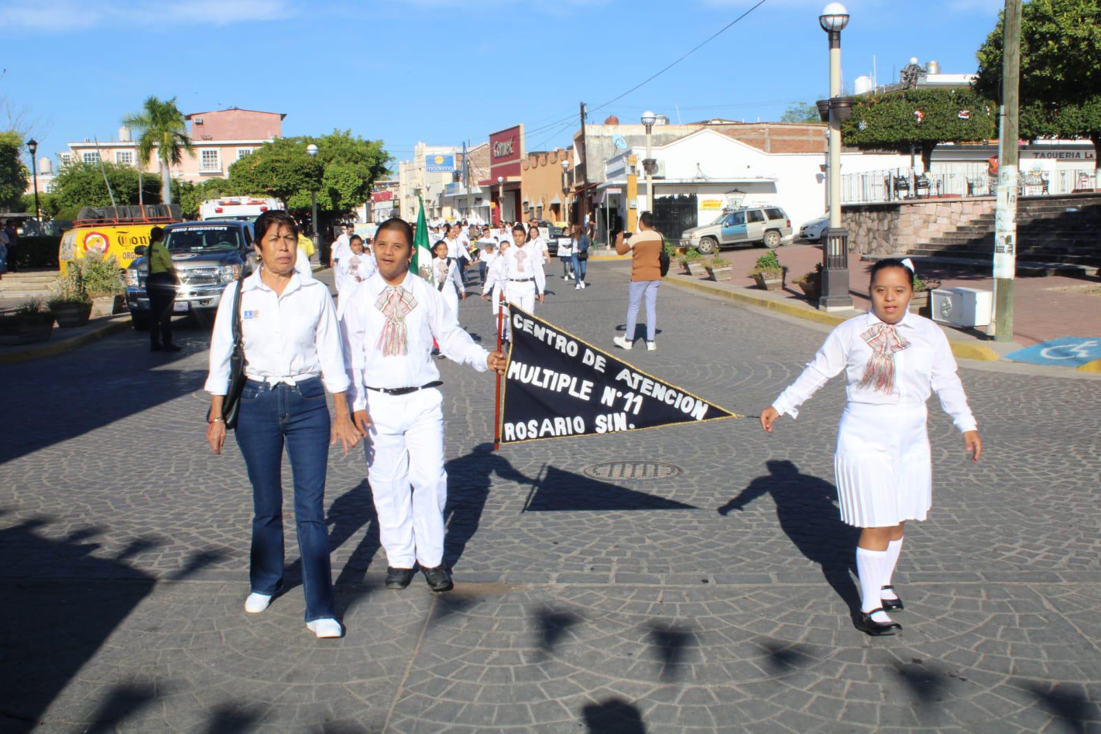 $!Desfilan en Rosario para promover la inclusión de personas con discapacidad