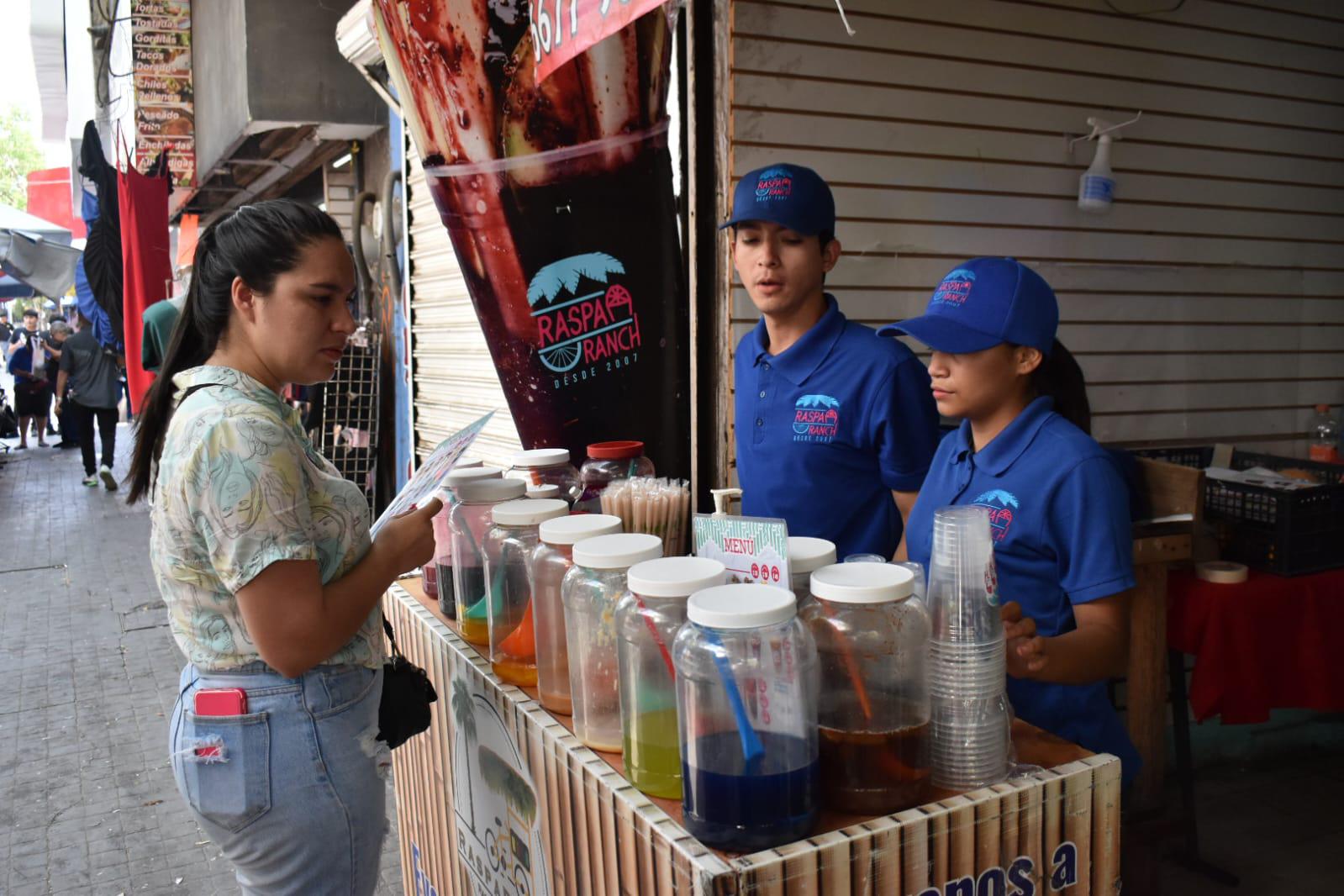 $!Negocios de raspados, los aliados durante esta época de calor en Culiacán