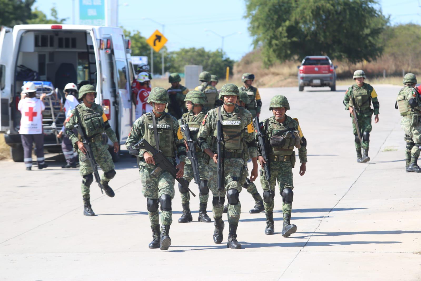 $!Simulan en Mazatlán emergencia con materiales peligrosos