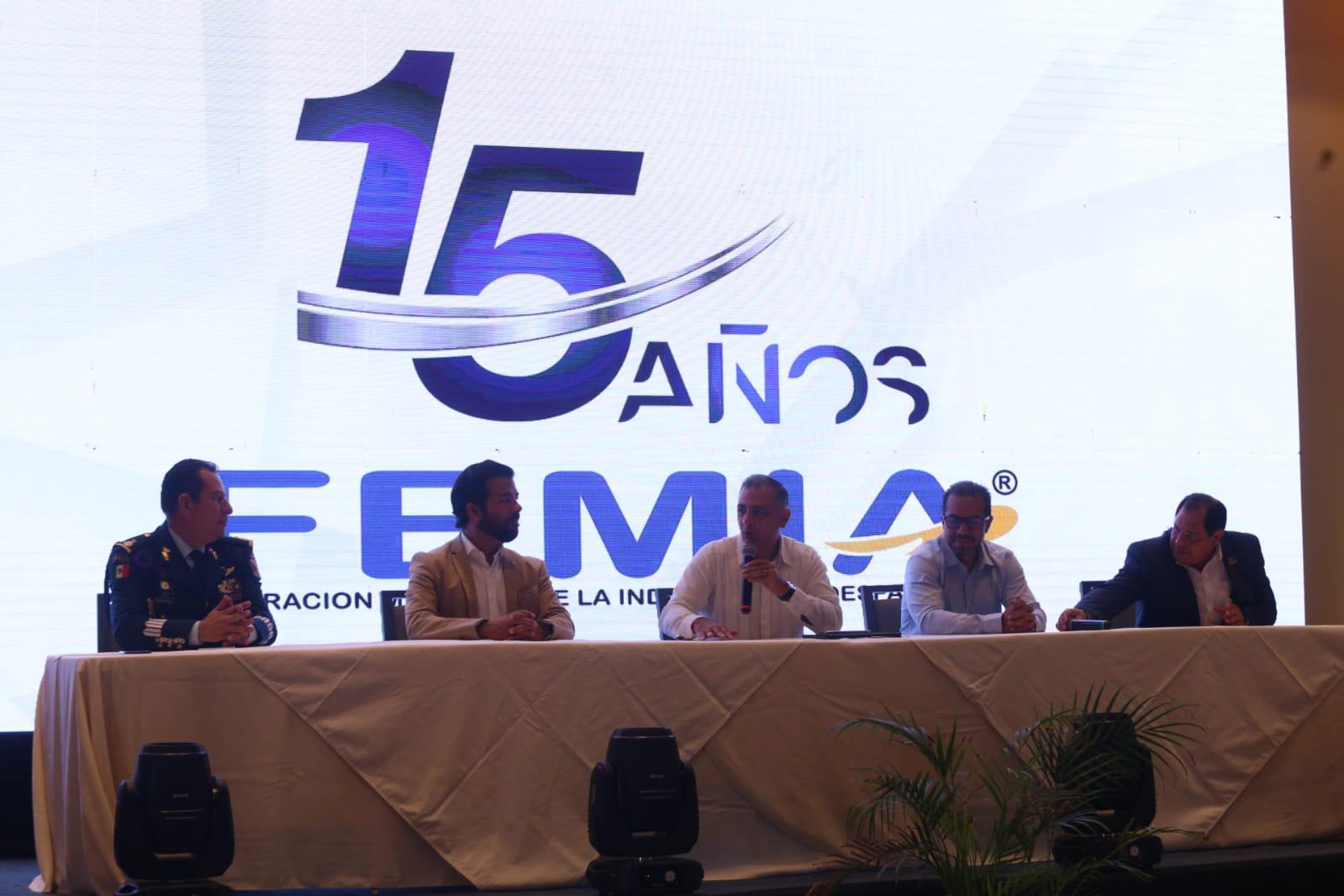 $!Dejará industria aeroespacial Dls. 8 mil millones a México por exportaciones