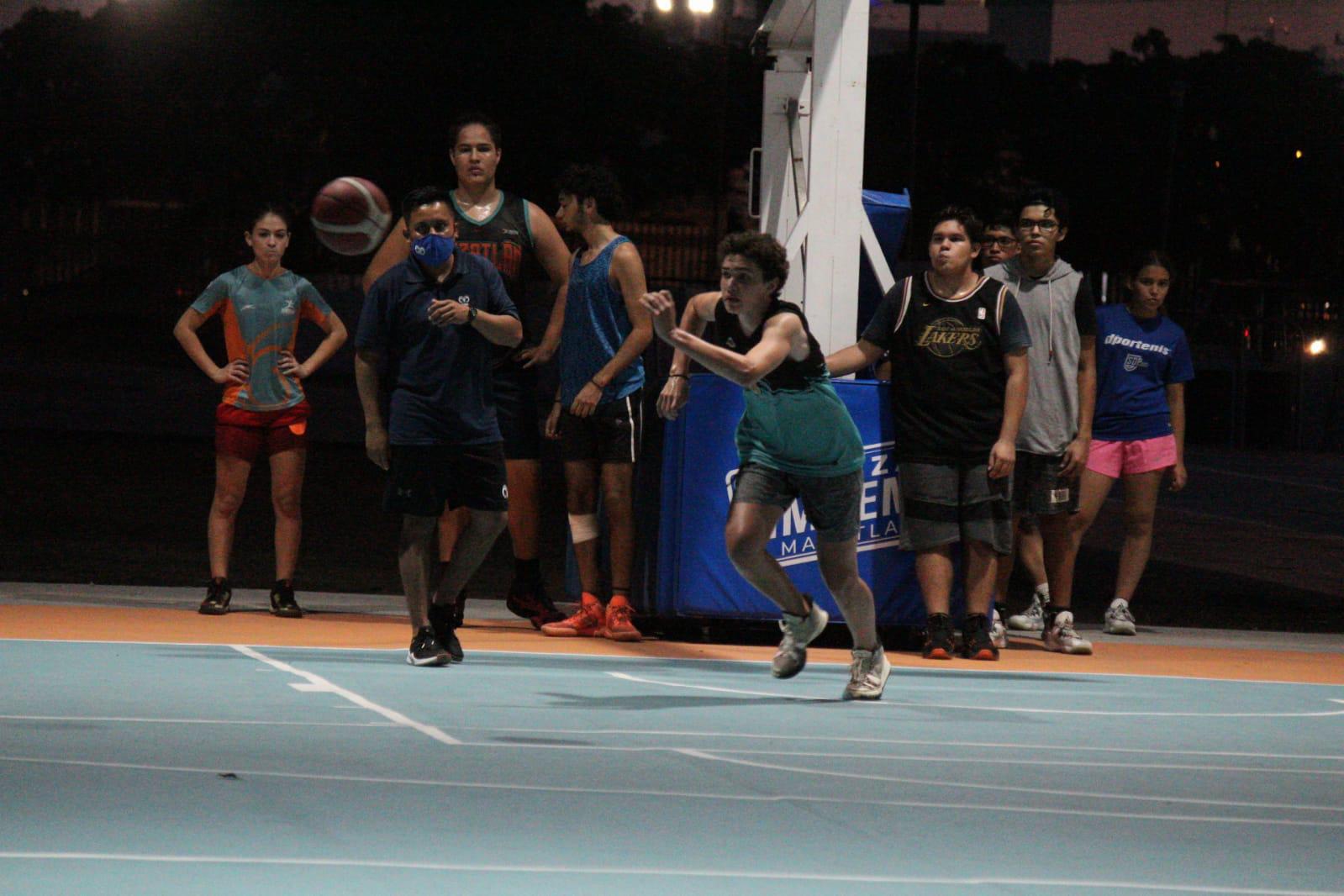 $!Basquebolistas mazatlecos responden al try out del Tec de Monterrey, campus Toluca