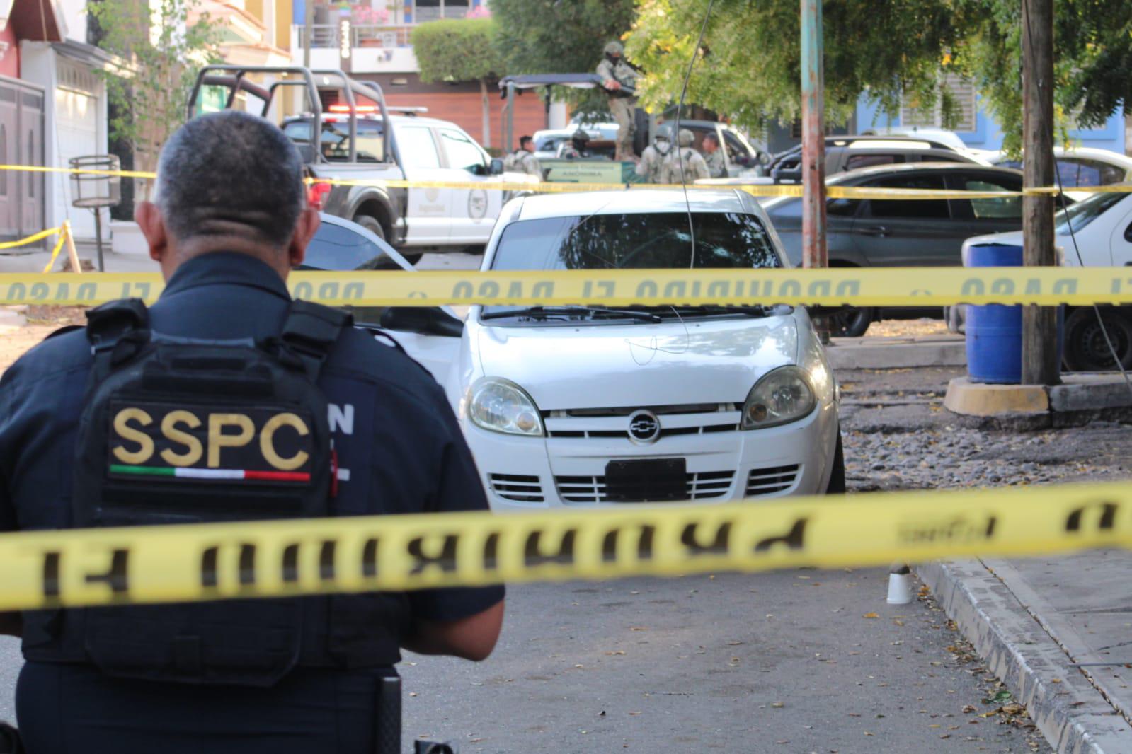 $!Ataque armado deja un muerto y un herido en el fraccionamiento Canaco, en Culiacán