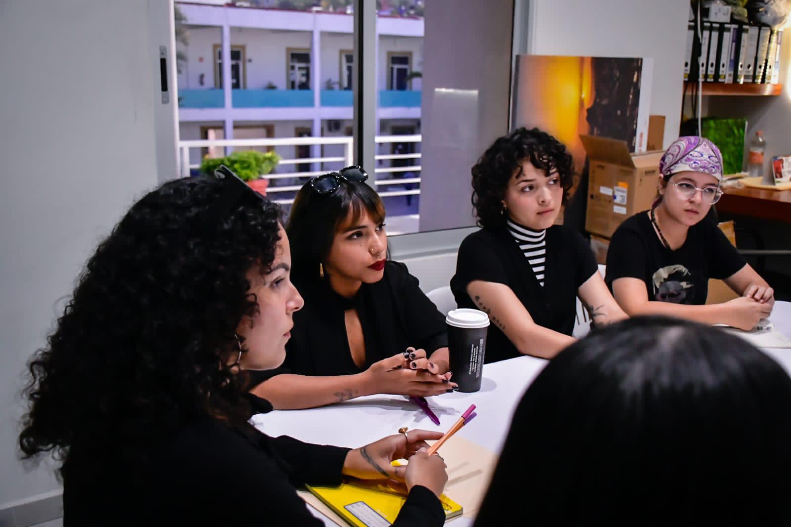 $!Buscan crear ley que proteja a estudiantes de personal educativo sin perfil adecuado