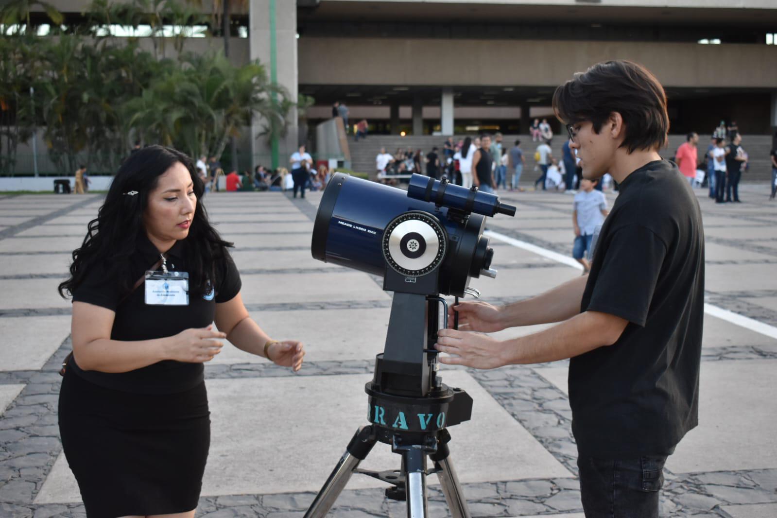 $!Dan un vistazo al cielo en Culiacán en evento de astronomía