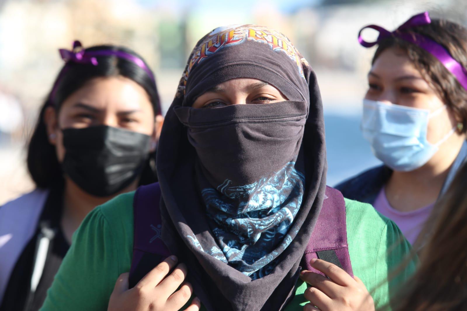 $!Mazatlecas exigen durante el 8M frenar la violencia de género