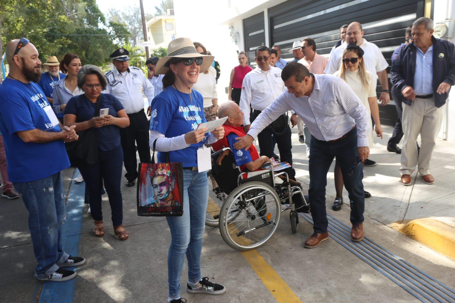 $!Mejorarán atención en Línea Azul y ordenamiento al transporte para cruceristas